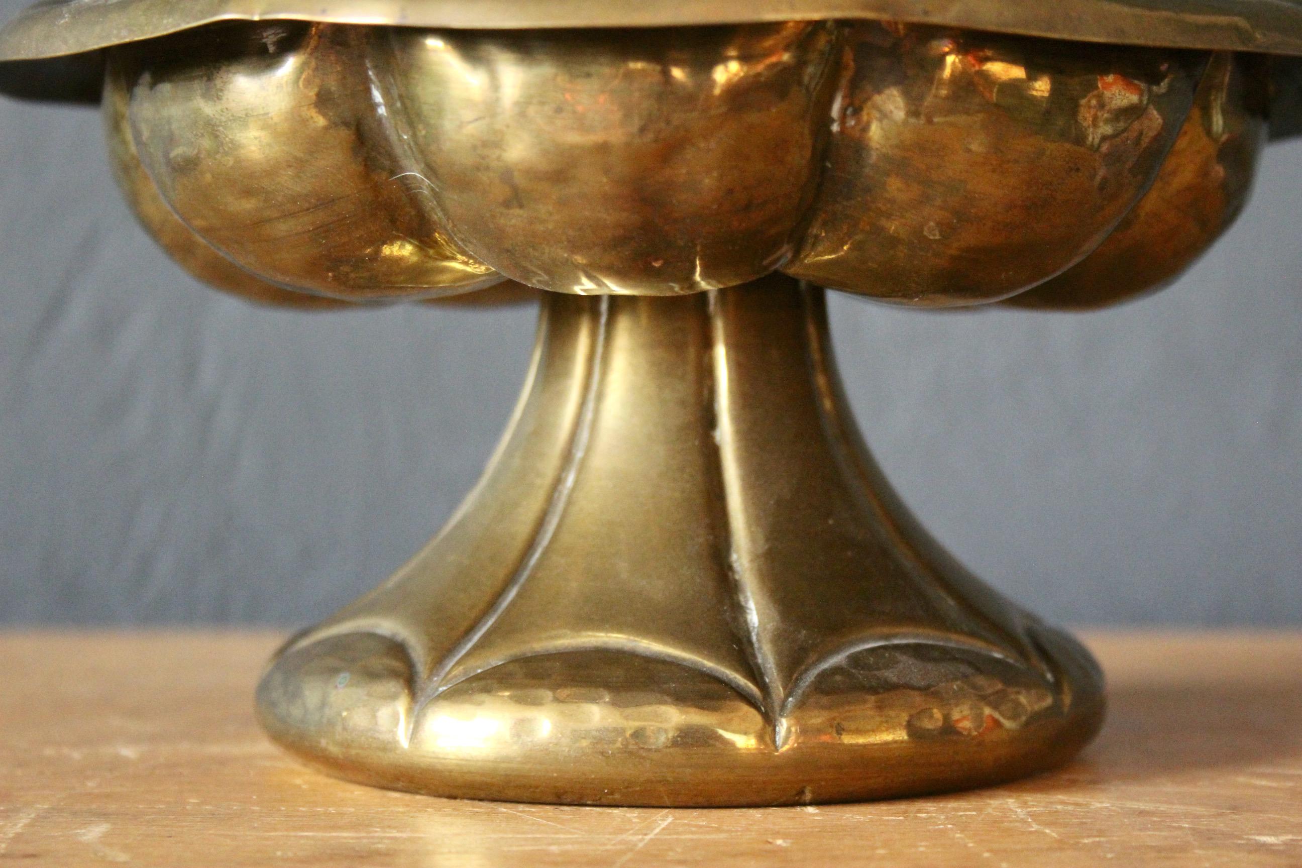 Europeo Decorative brass vide poche in vendita