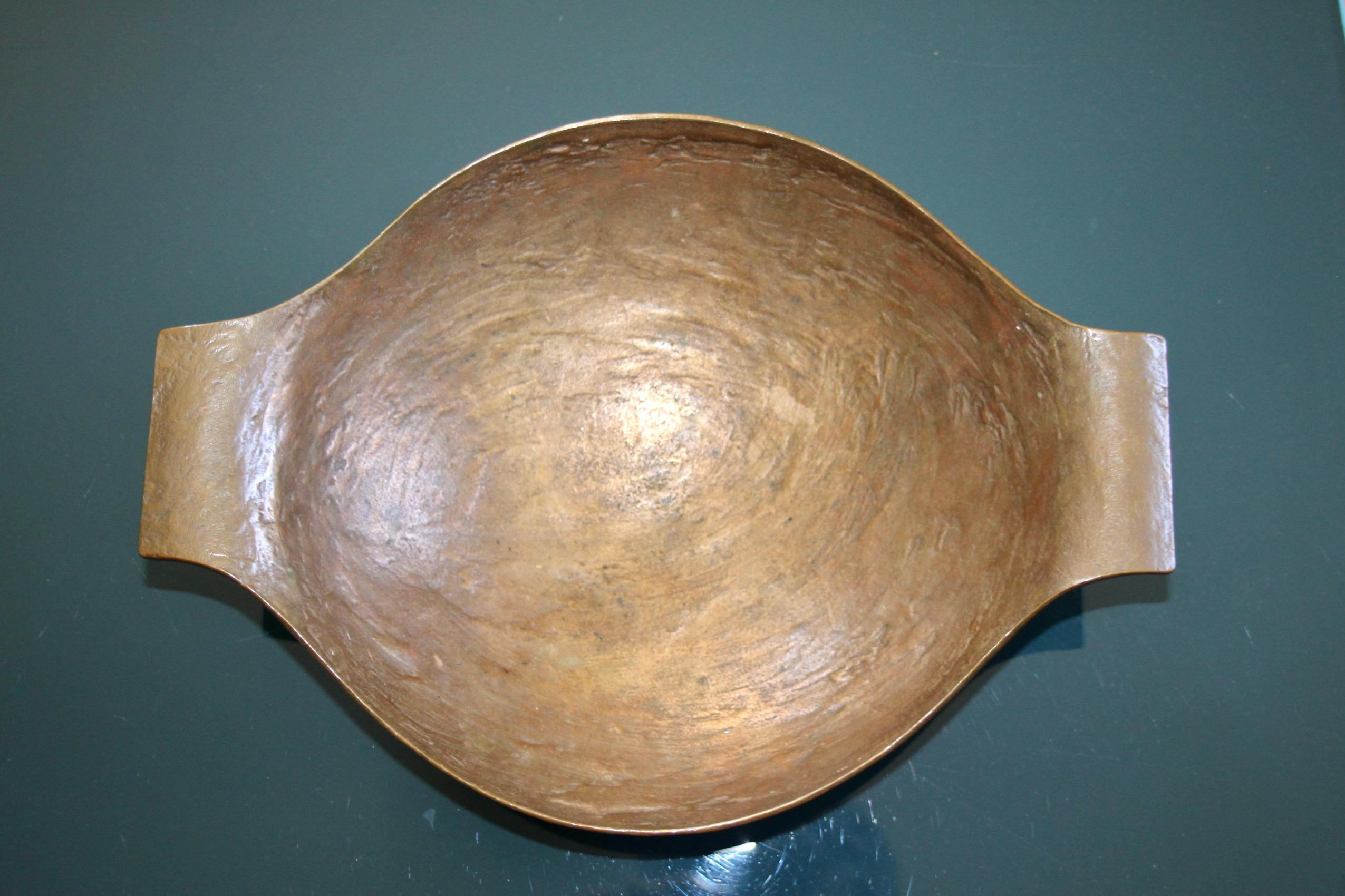 Bronze Decorative bronze bowl For Sale
