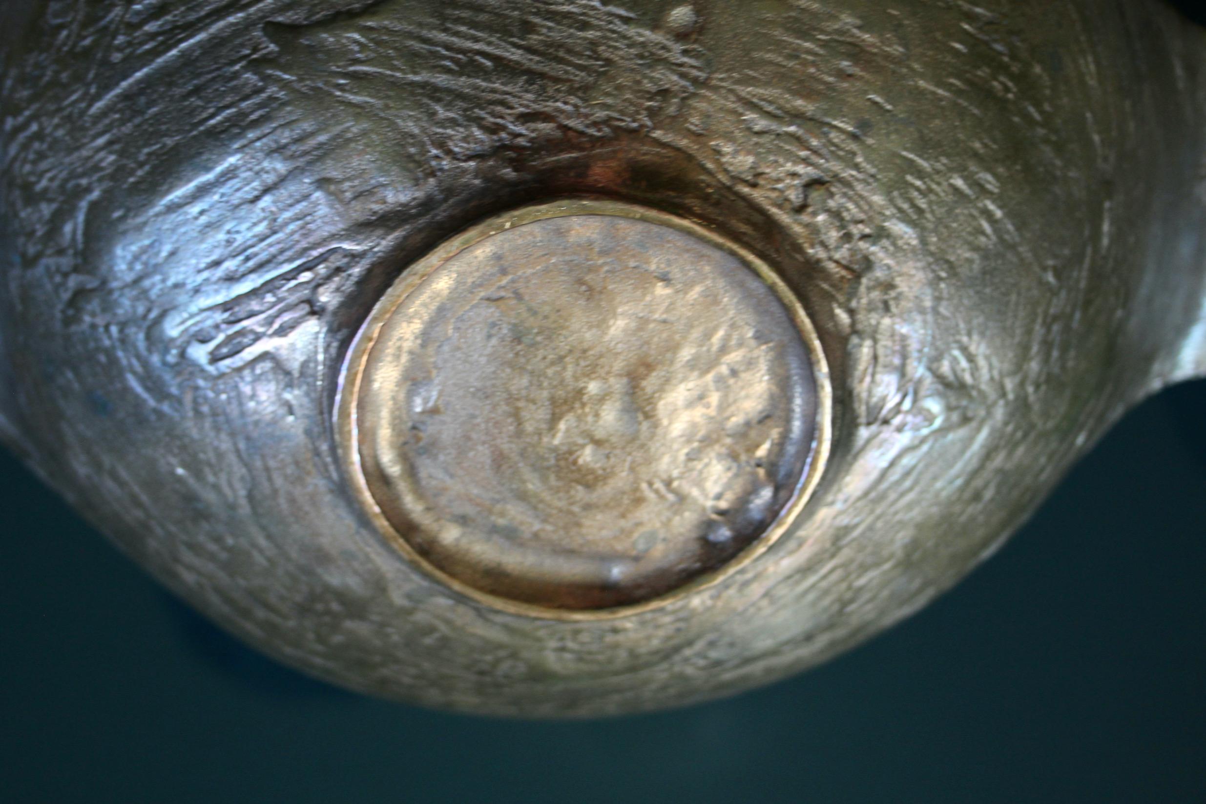 Decorative bronze bowl For Sale 1