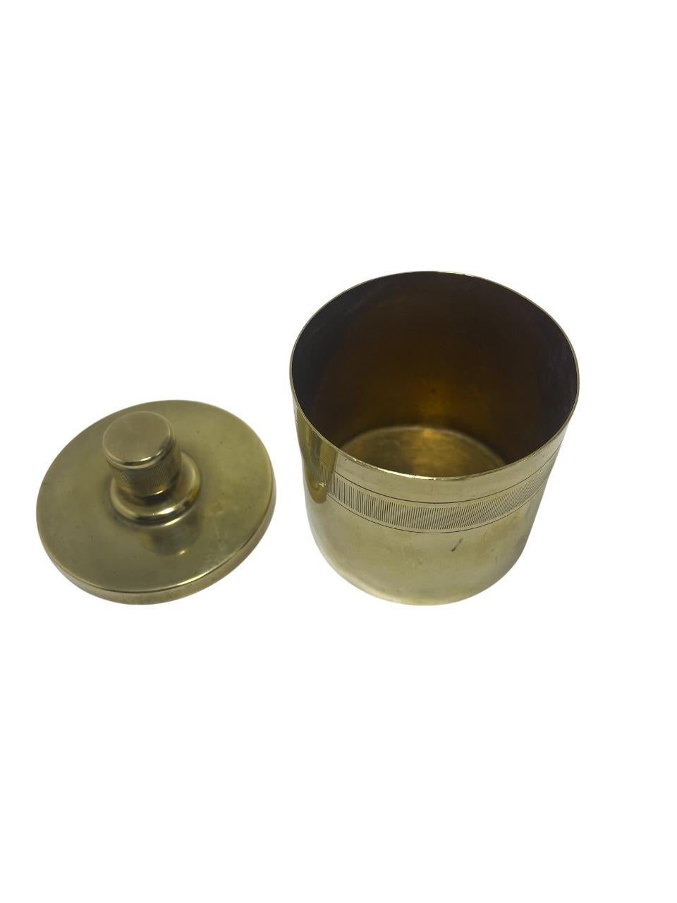 Svedese Ciotola con coperchio in bronzo di J.L.A., Svezia, anni '30 in vendita