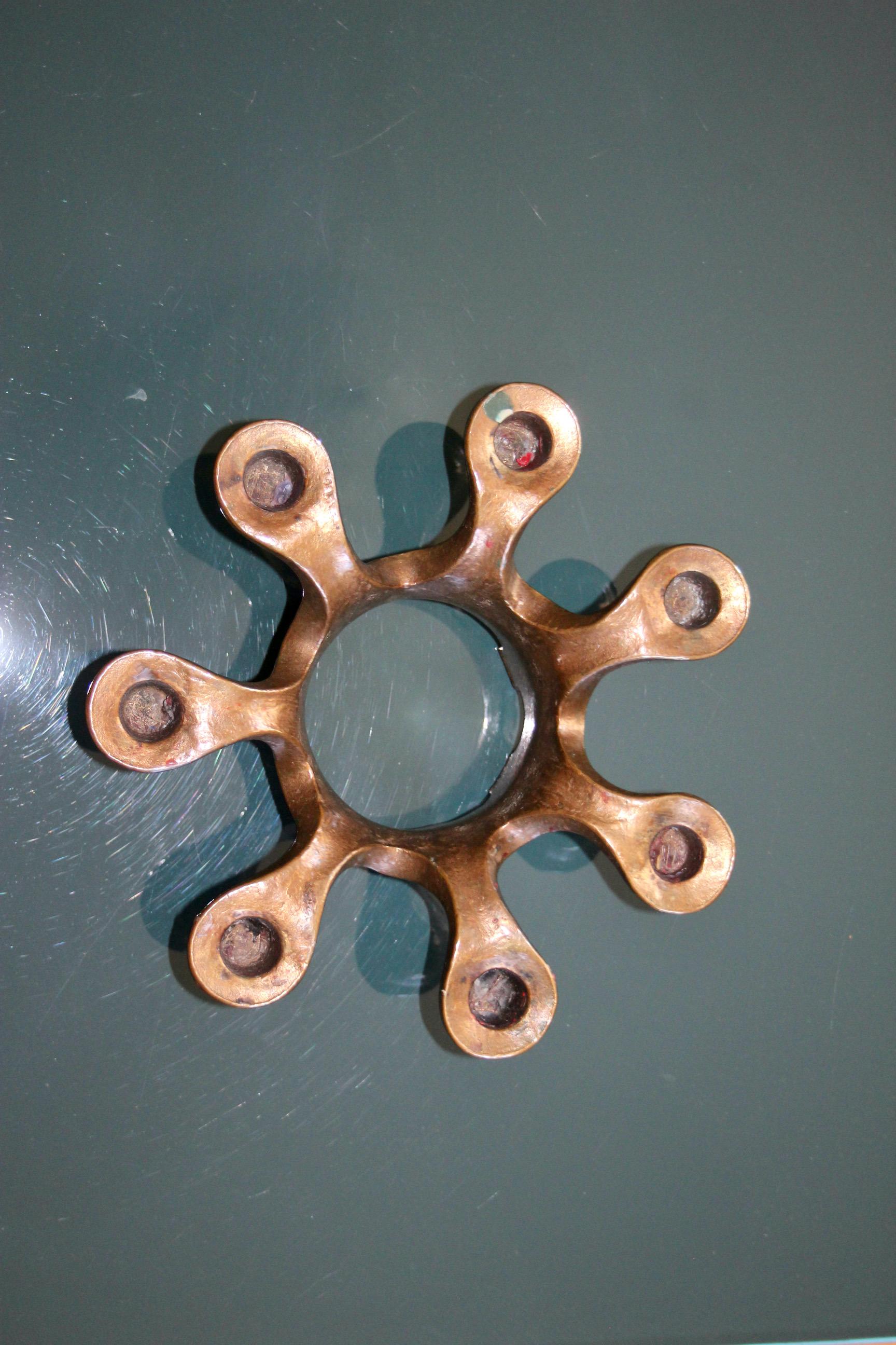 Bronze Decorative bronze candlestick For Sale
