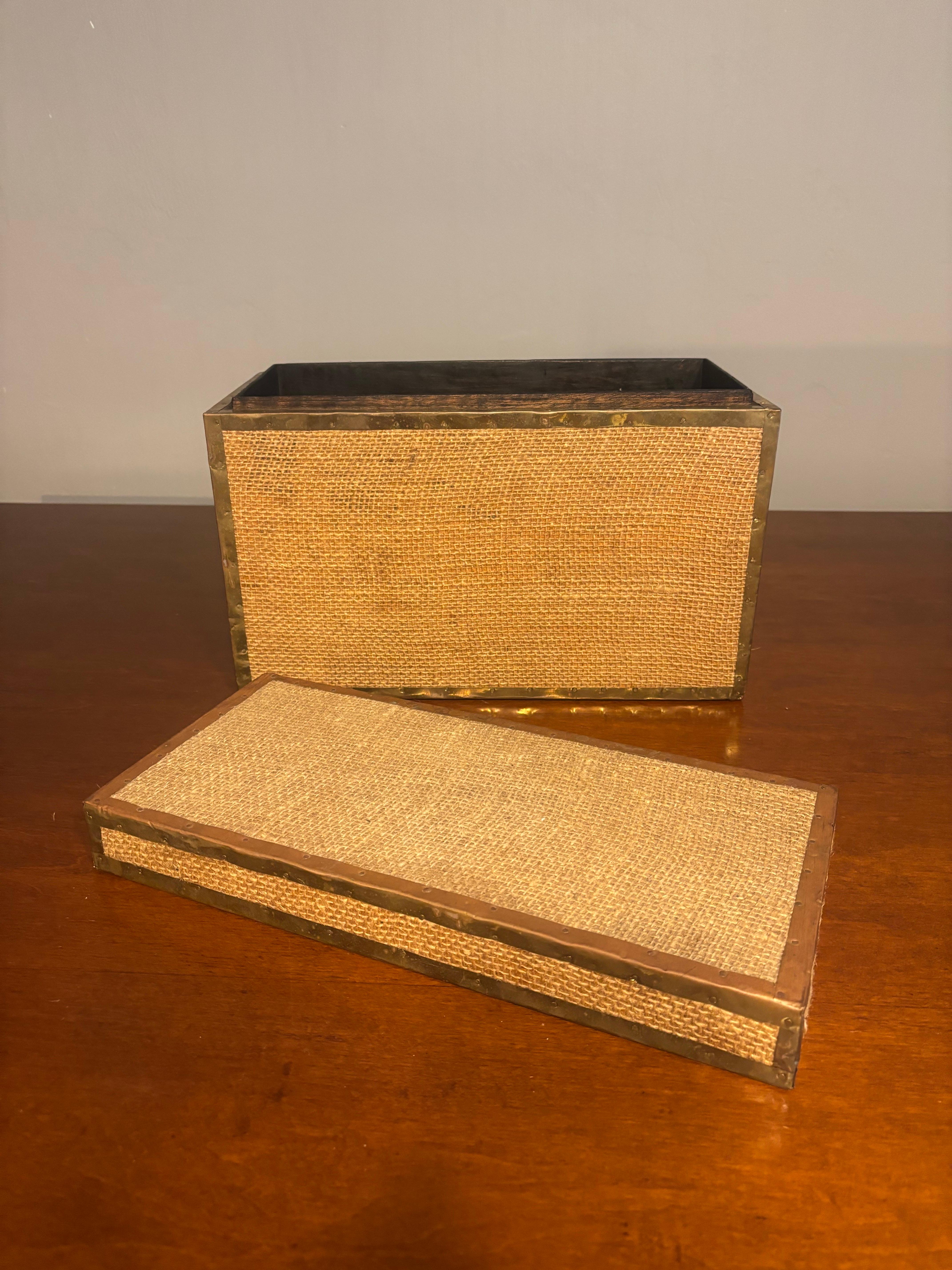 Decorative Burlap and Brass Box — British Colonial Style In Good Condition For Sale In Delray Beach, FL