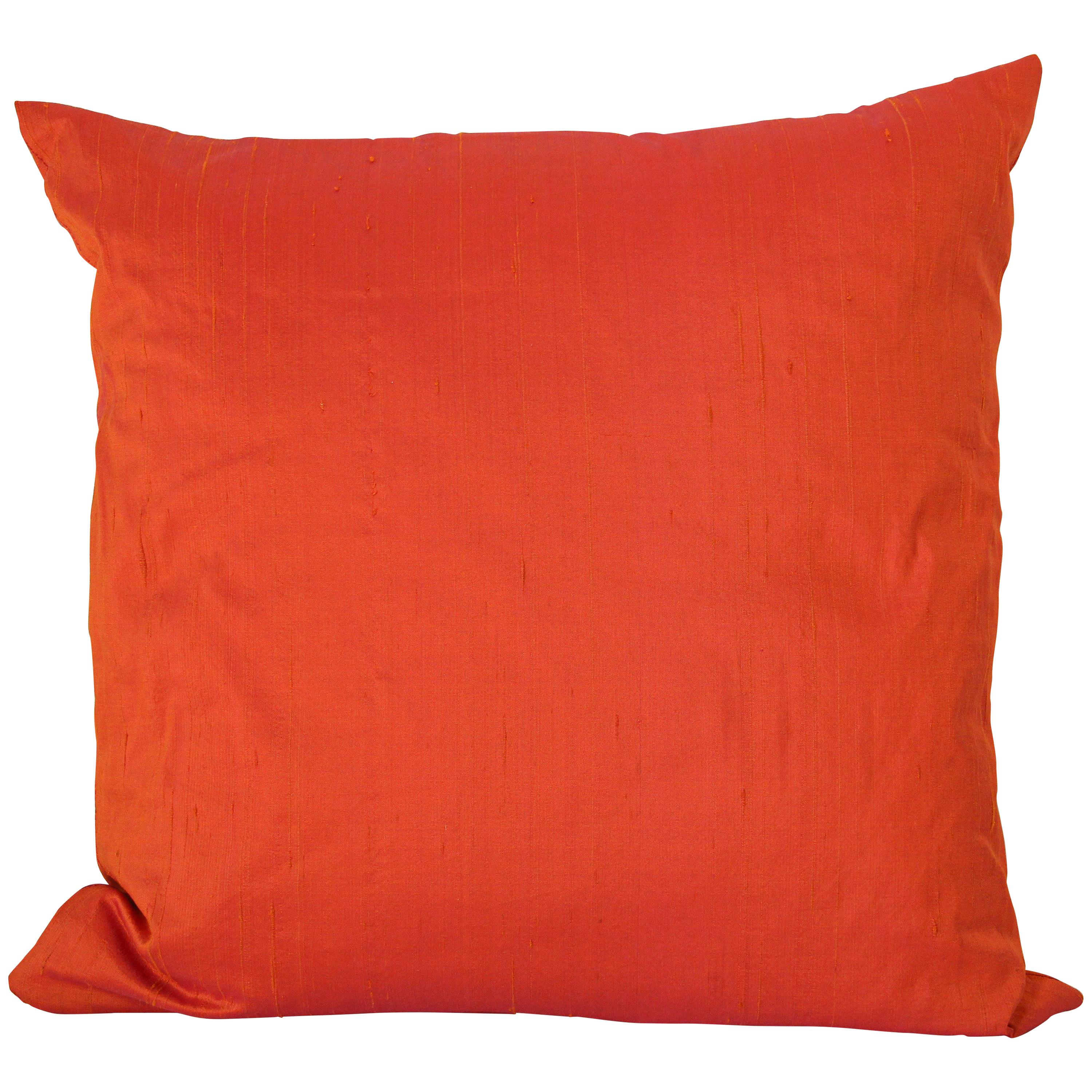 Coussin décoratif en soie brute orange brûlé en vente