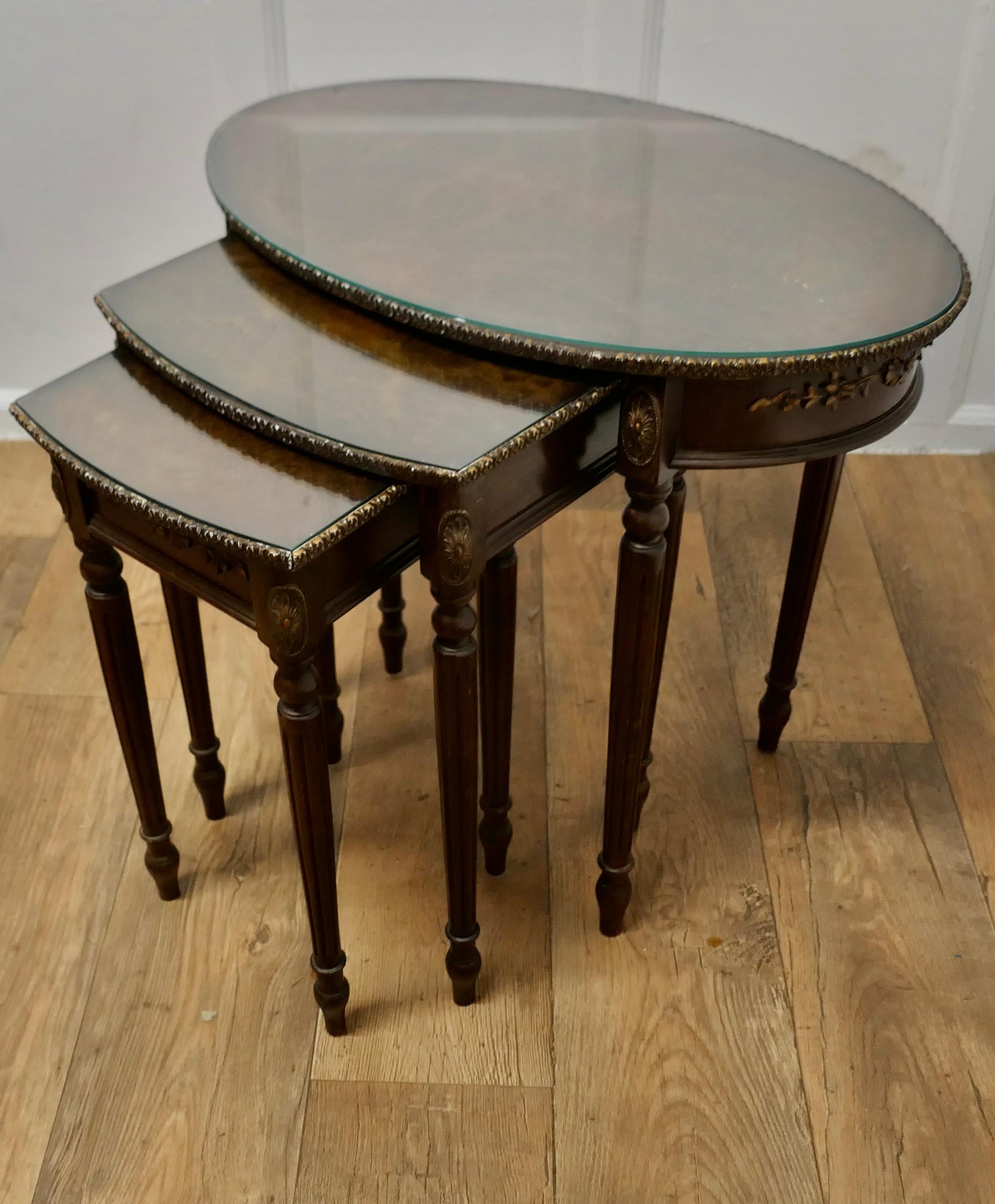 Art Deco Decorative Burr Walnut Nest of Tables    For Sale
