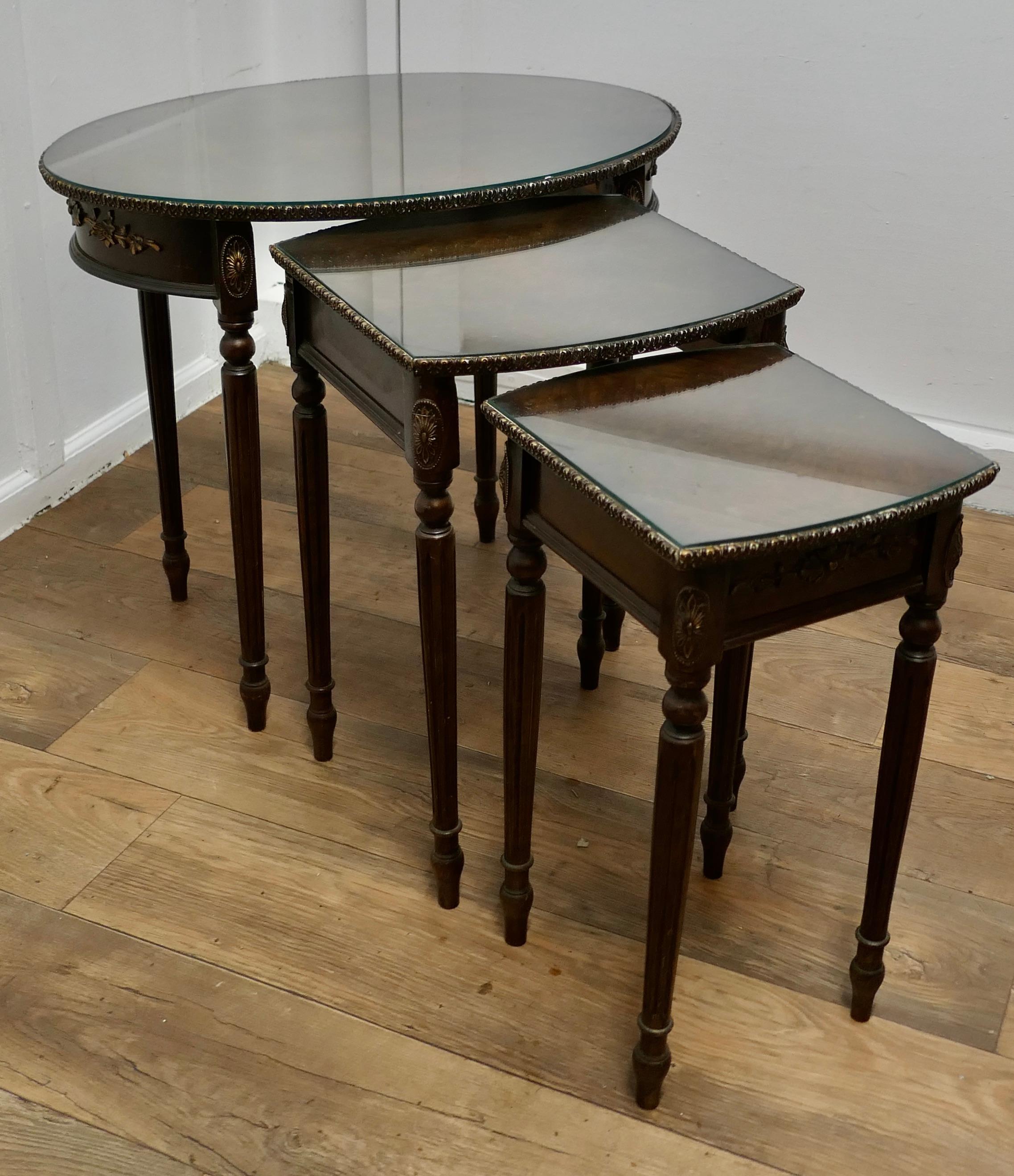 Early 20th Century Decorative Burr Walnut Nest of Tables    For Sale