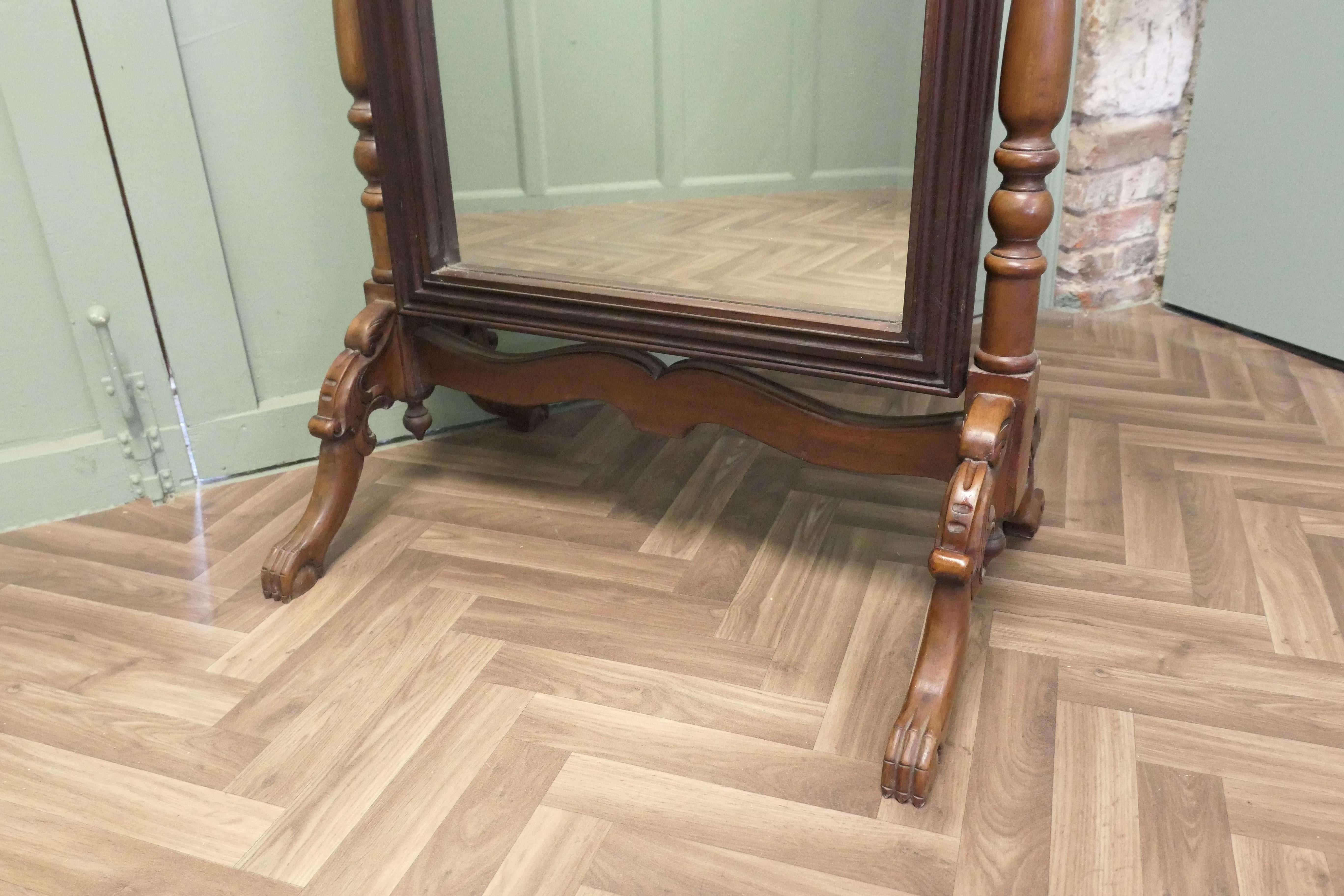 Early 20th Century Decorative Carved Cheval Dressing Mirror For Sale
