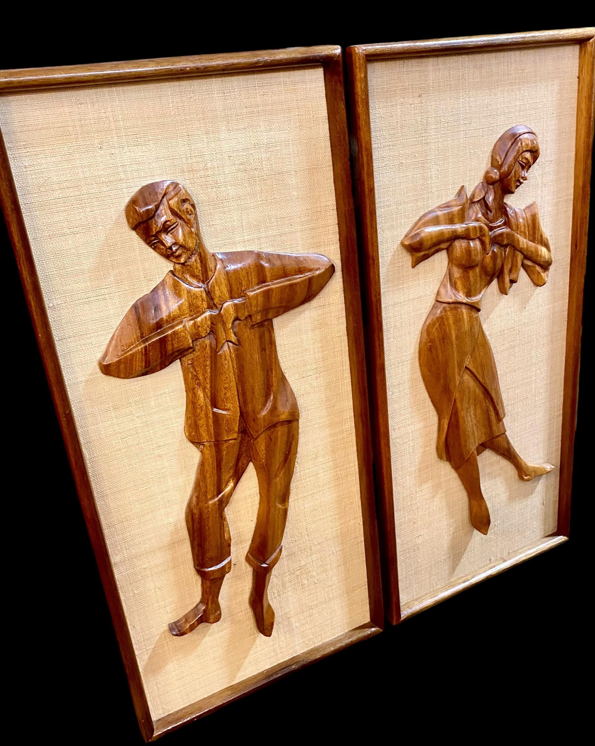 Set de 2 cuadros decorativos en relieve de madera de teca tallada de mediados del siglo XX, años 50 en venta 6