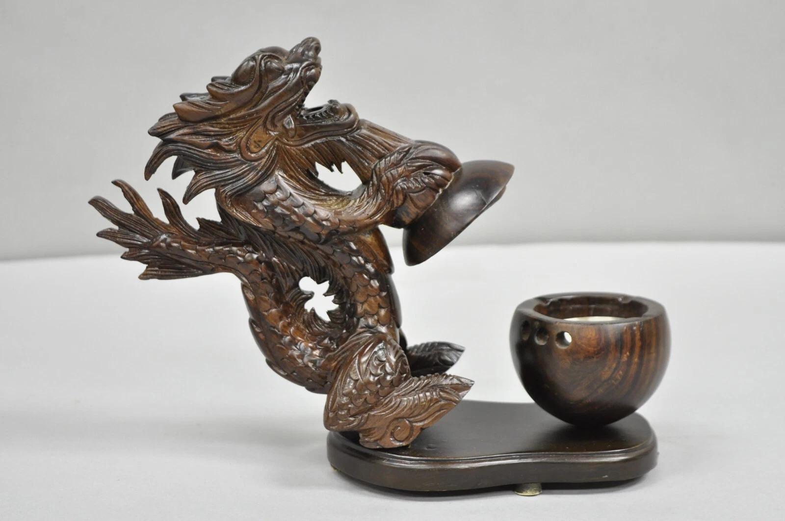 Inconnu Porte-encens décoratif en bois sculpté chinois Foo Dog Dragon en vente