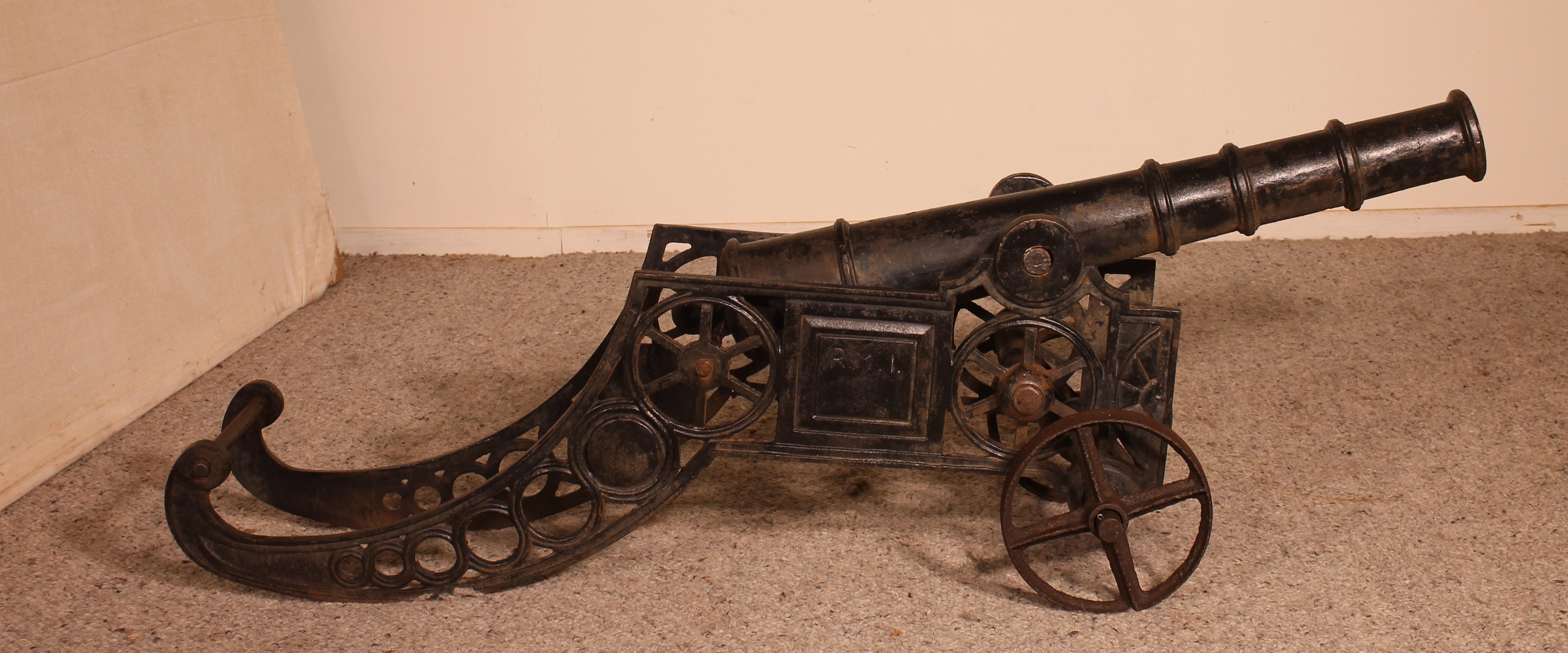 Edwardian Decorative Cast Iron Cannon from England For Sale