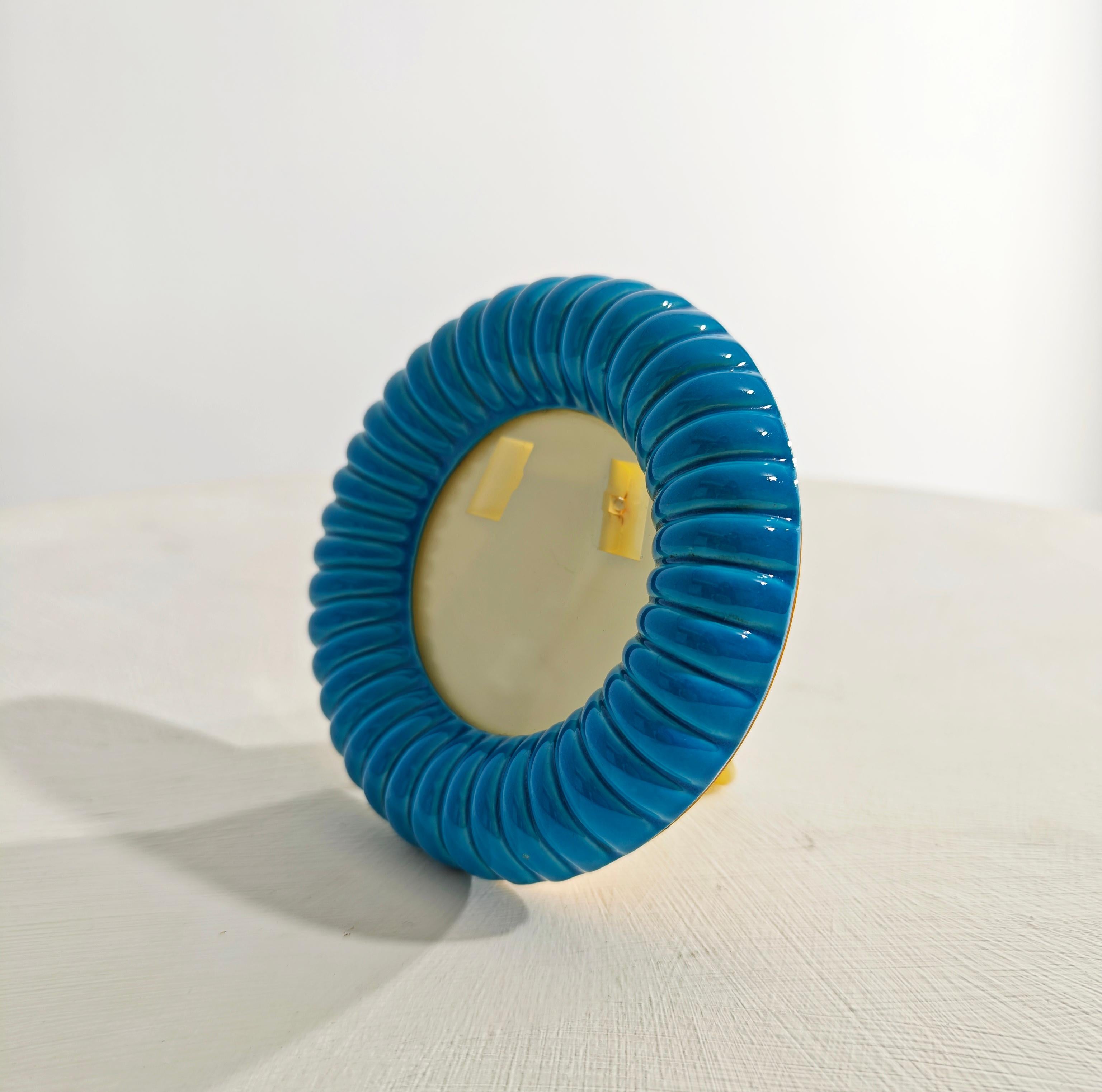 Dekorativer Blu-Fotorahmen aus Keramik, Mid-Century Modern Design, Italien 1960. im Angebot 4