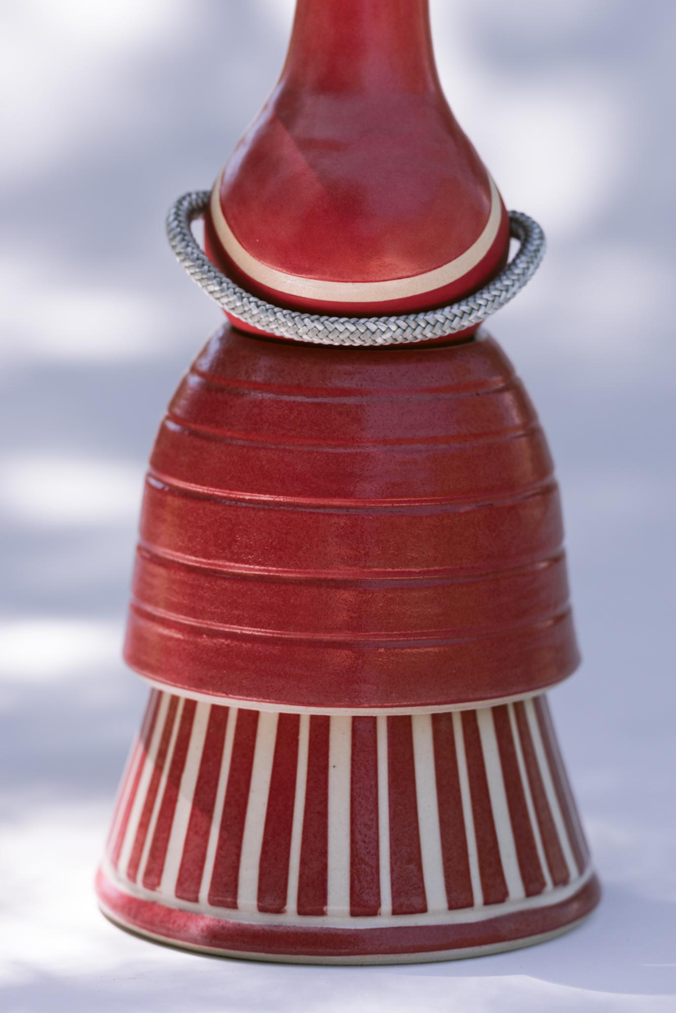 Muñeca de cerámica decorativa inspirada en la cultura ibicenca Hecho a mano en venta