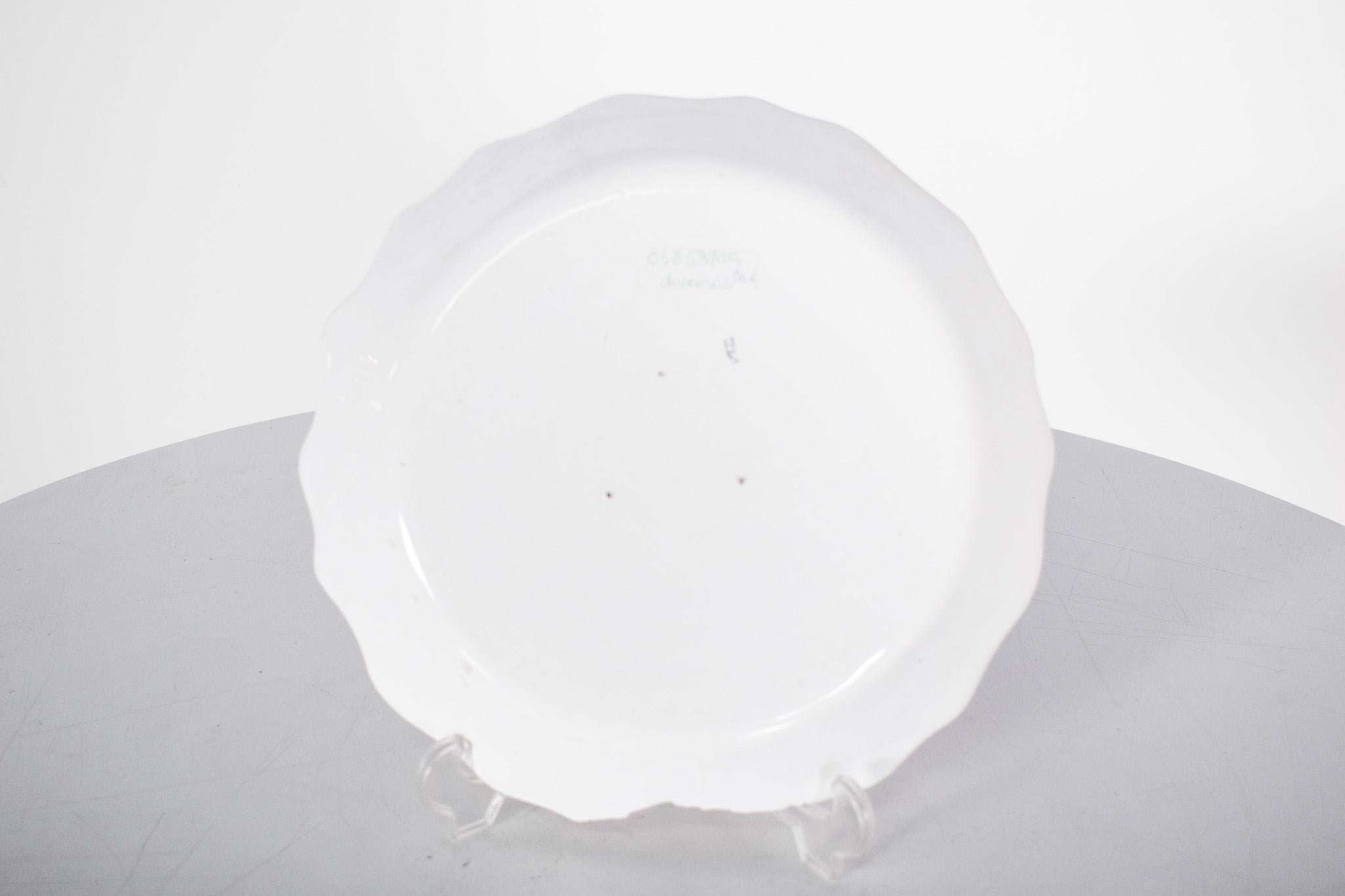 Assiette décorative en céramique avec pêcheur Abîmé - En vente à Lisboa, Lisboa