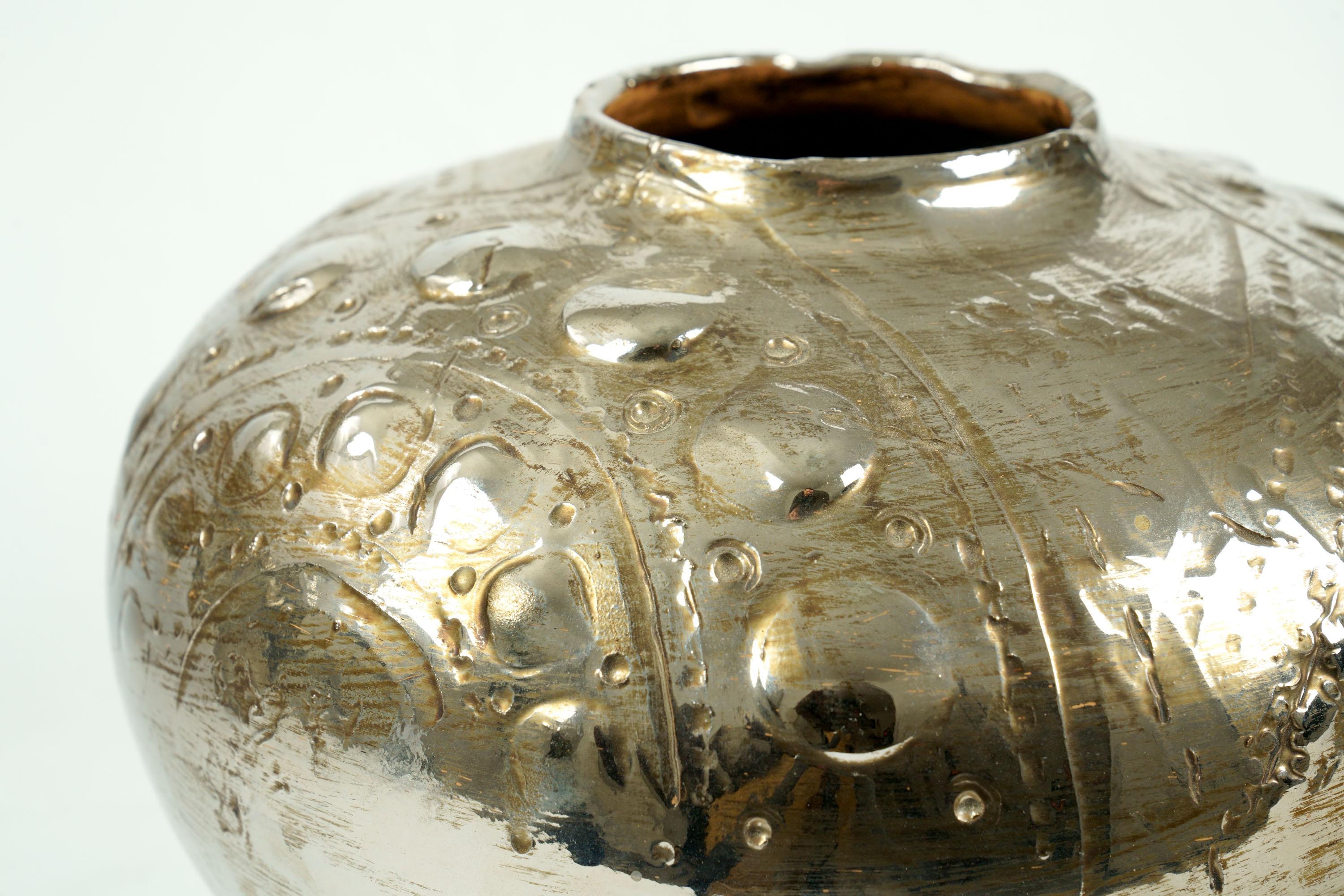 Modern Decorative Ceramic Vase Vessel Centerpiece Platinum Metallic Luster, Italy For Sale