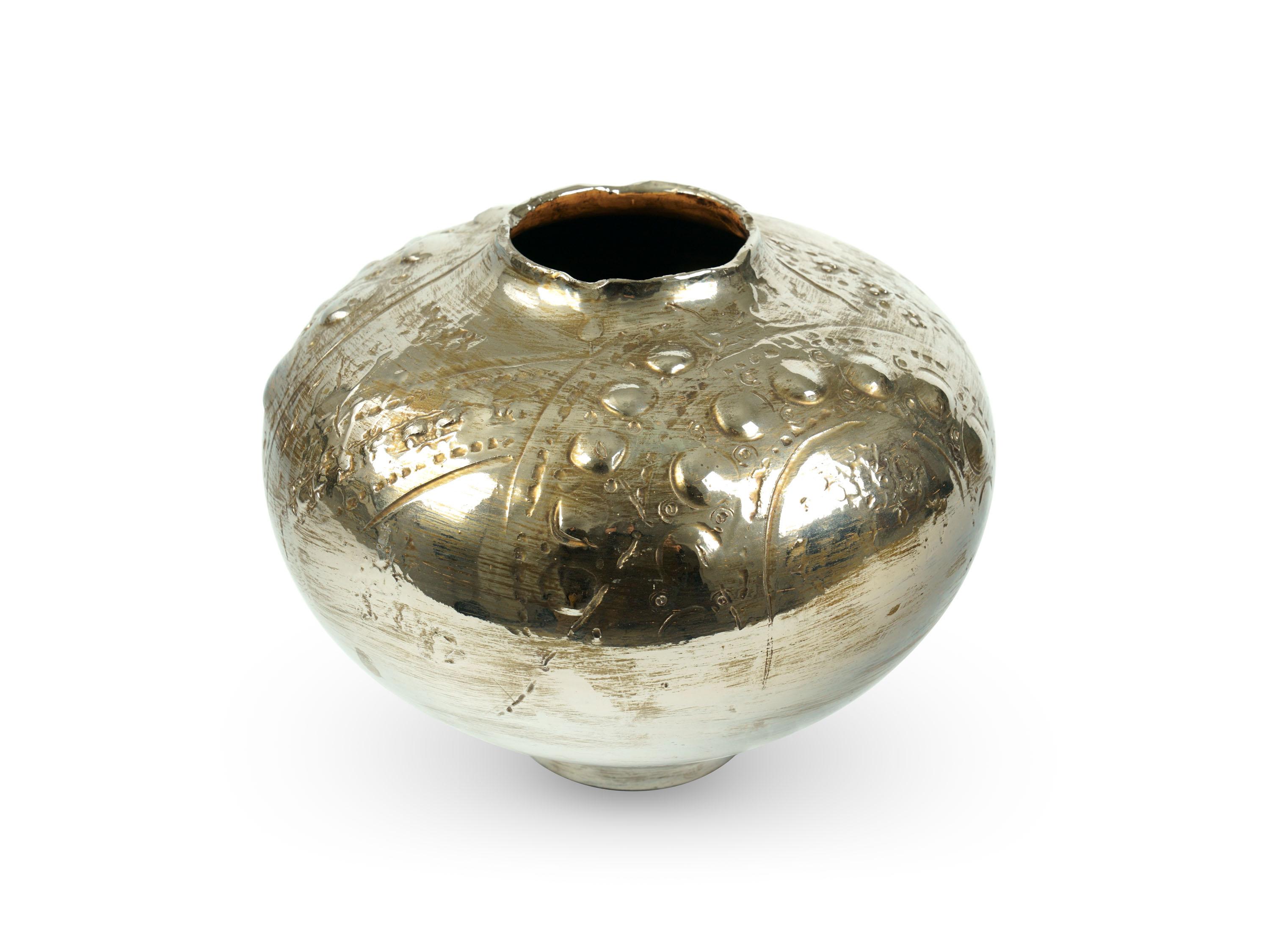 Hand-Crafted Decorative Ceramic Vase Vessel Centerpiece Platinum Metallic Luster, Italy For Sale