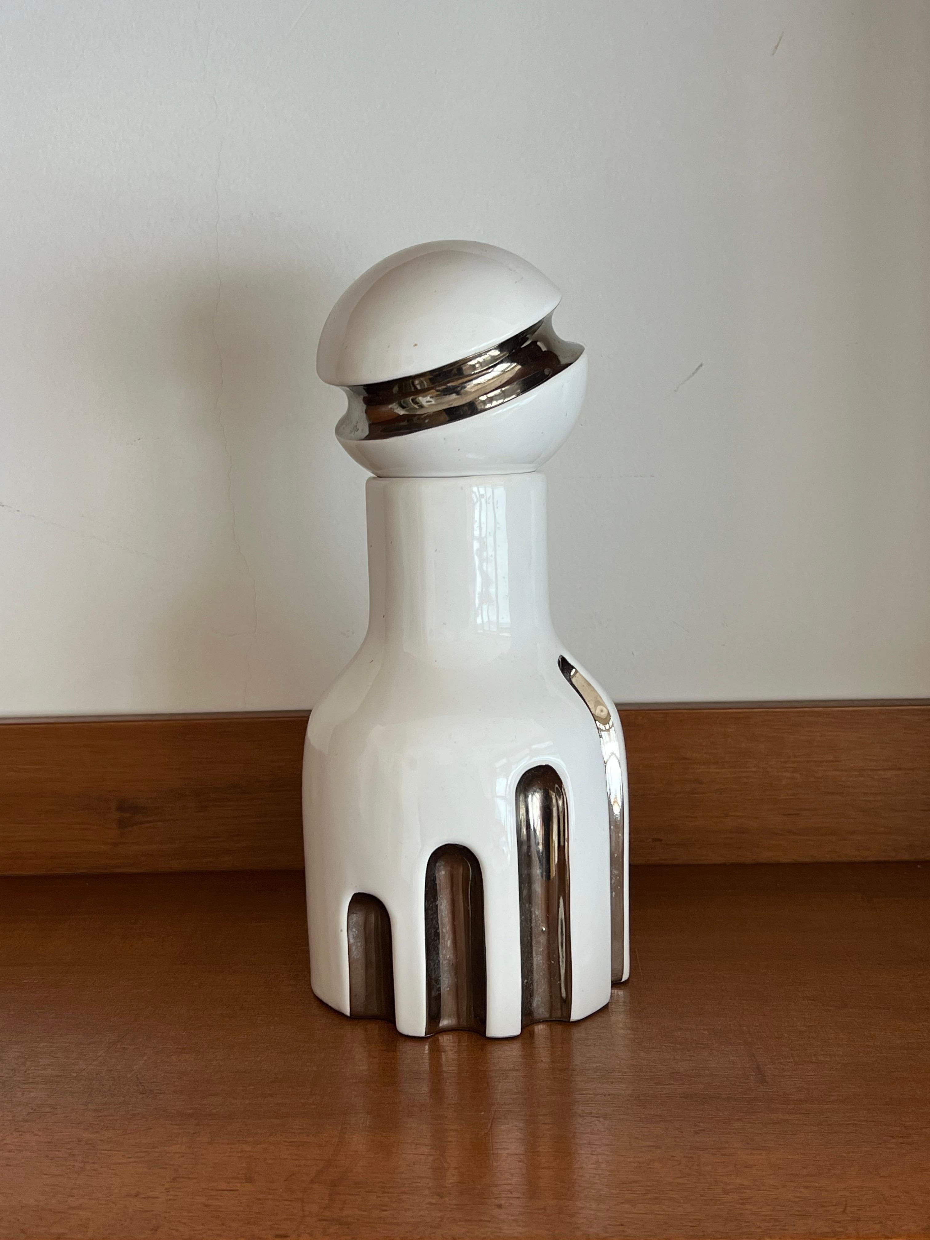 Vase Urban Wabi, Totem sculptural en céramique organique des années 1970 en vente 1