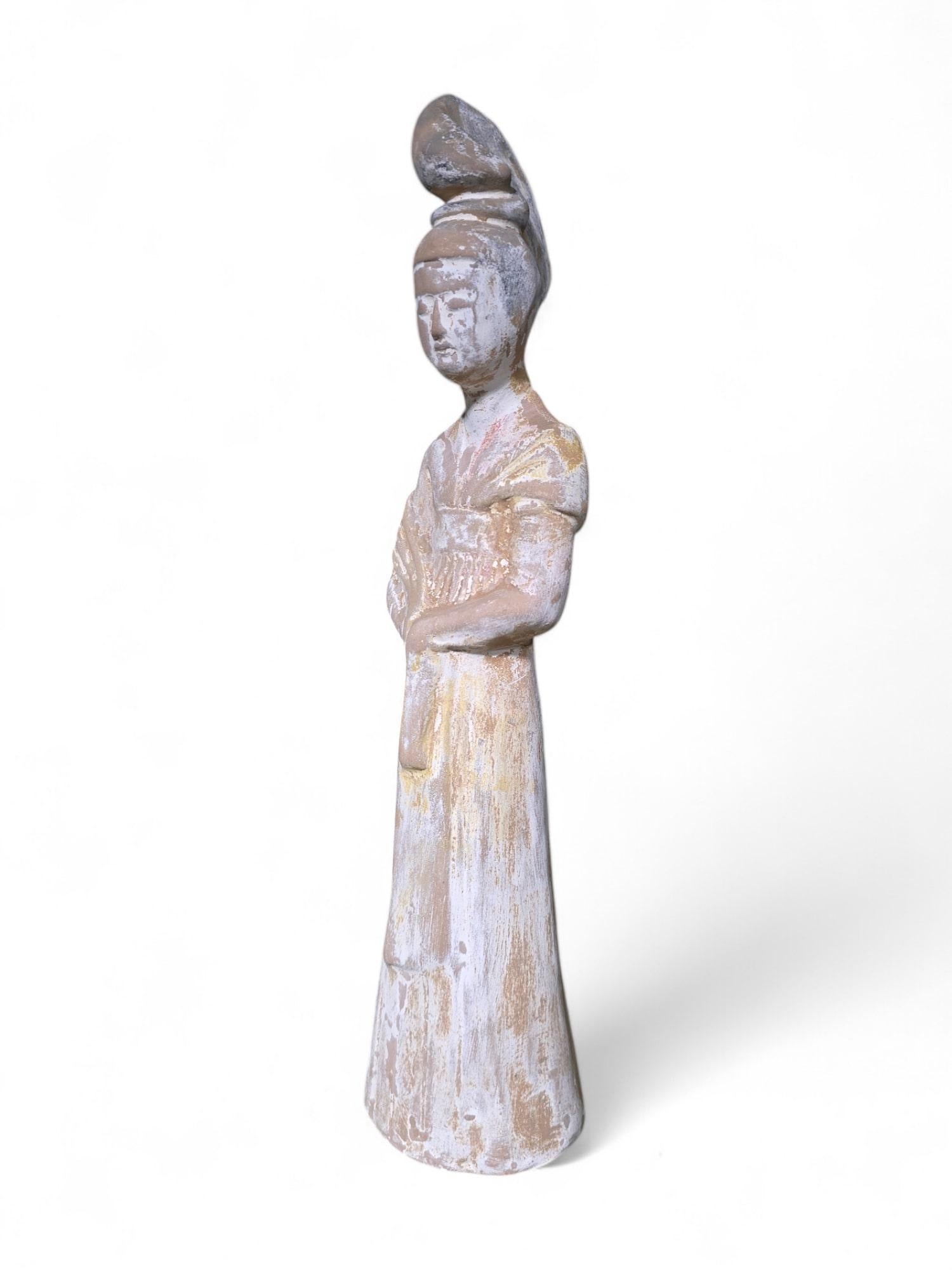 Escultura decorativa china de terracota - Dama de la Corte en venta 6