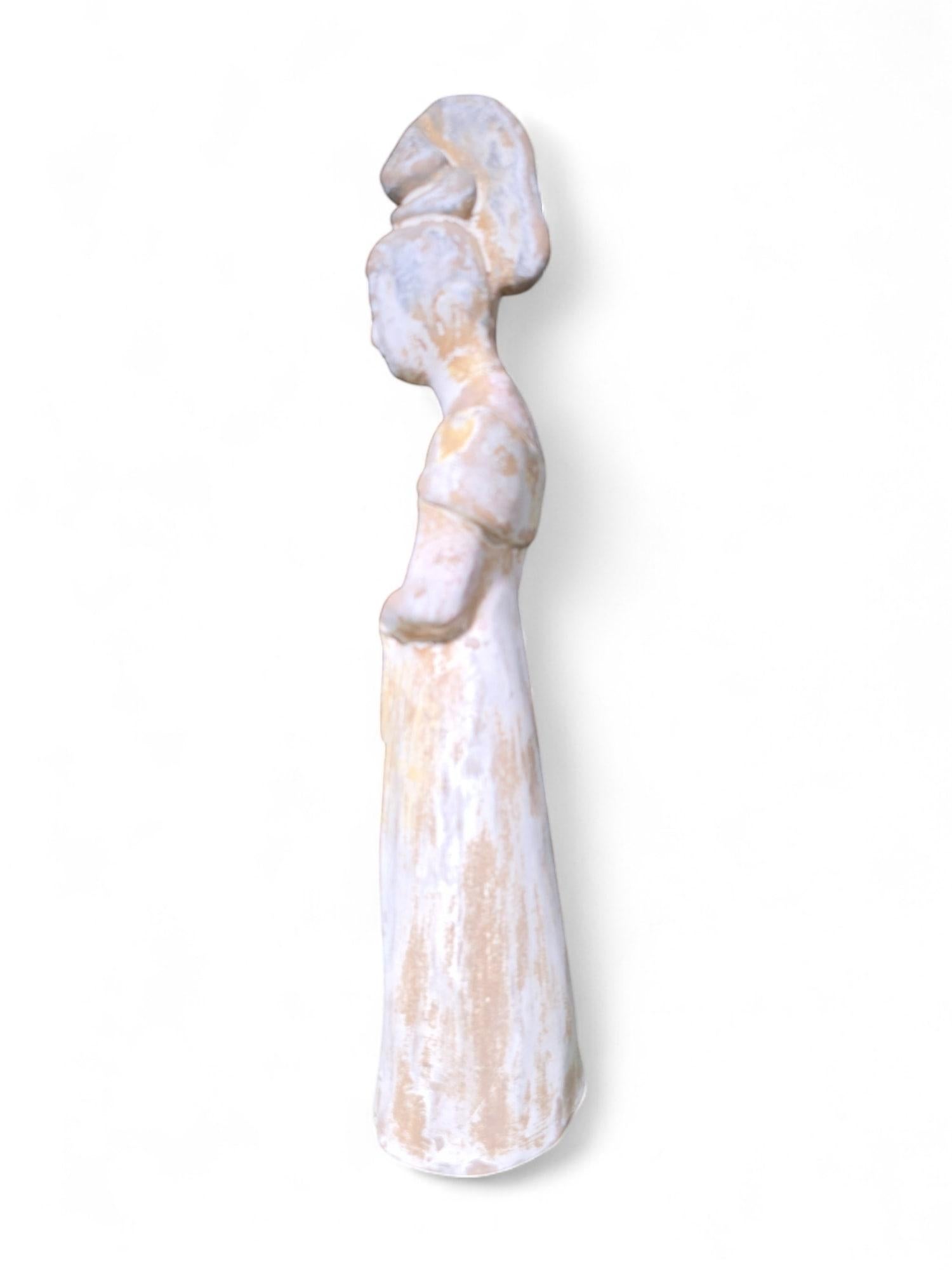 Escultura decorativa china de terracota - Dama de la Corte en venta 1