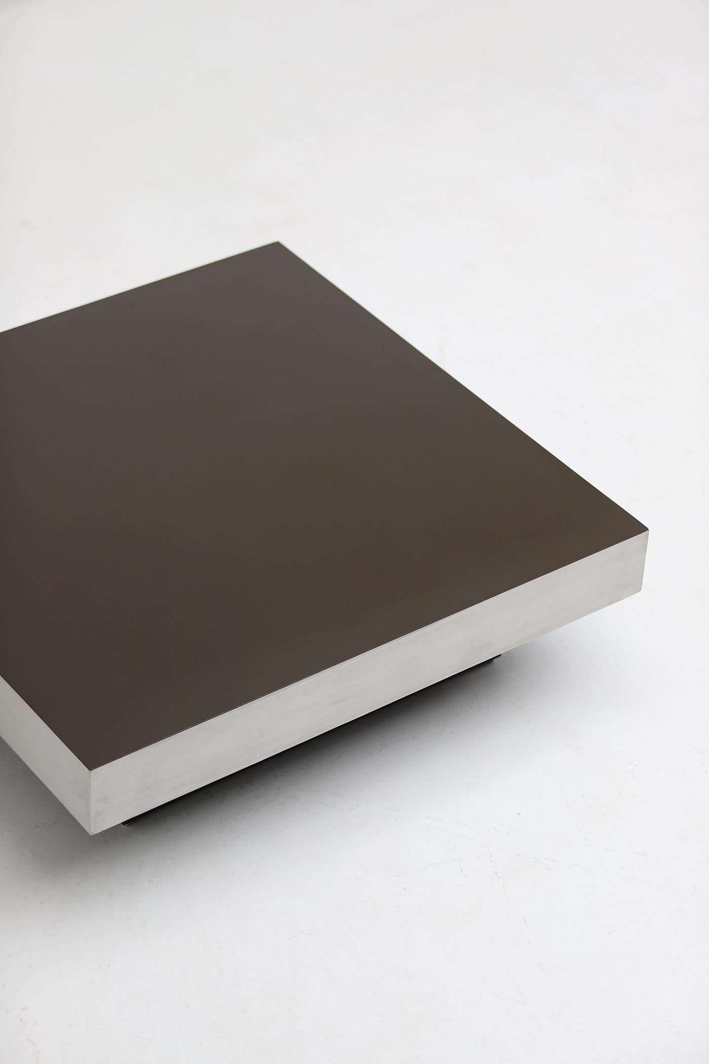 Decorative chrome and formica coffee table manufactured by Cidue, Italy 1970s In Good Condition For Sale In Antwerpen, Antwerp