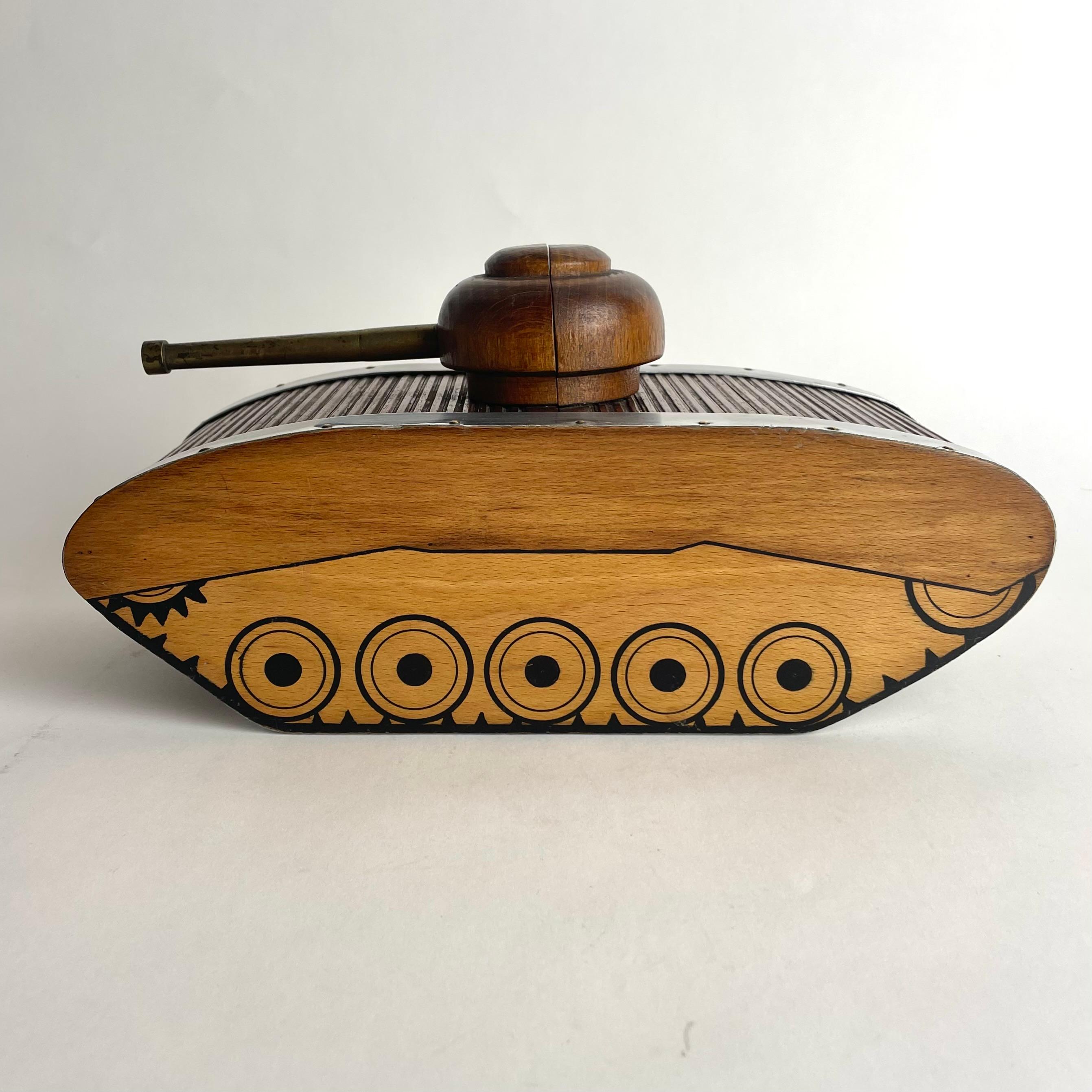 European Decorative Cigar or Cigarette Box in the shape of a tank from the 1940s For Sale