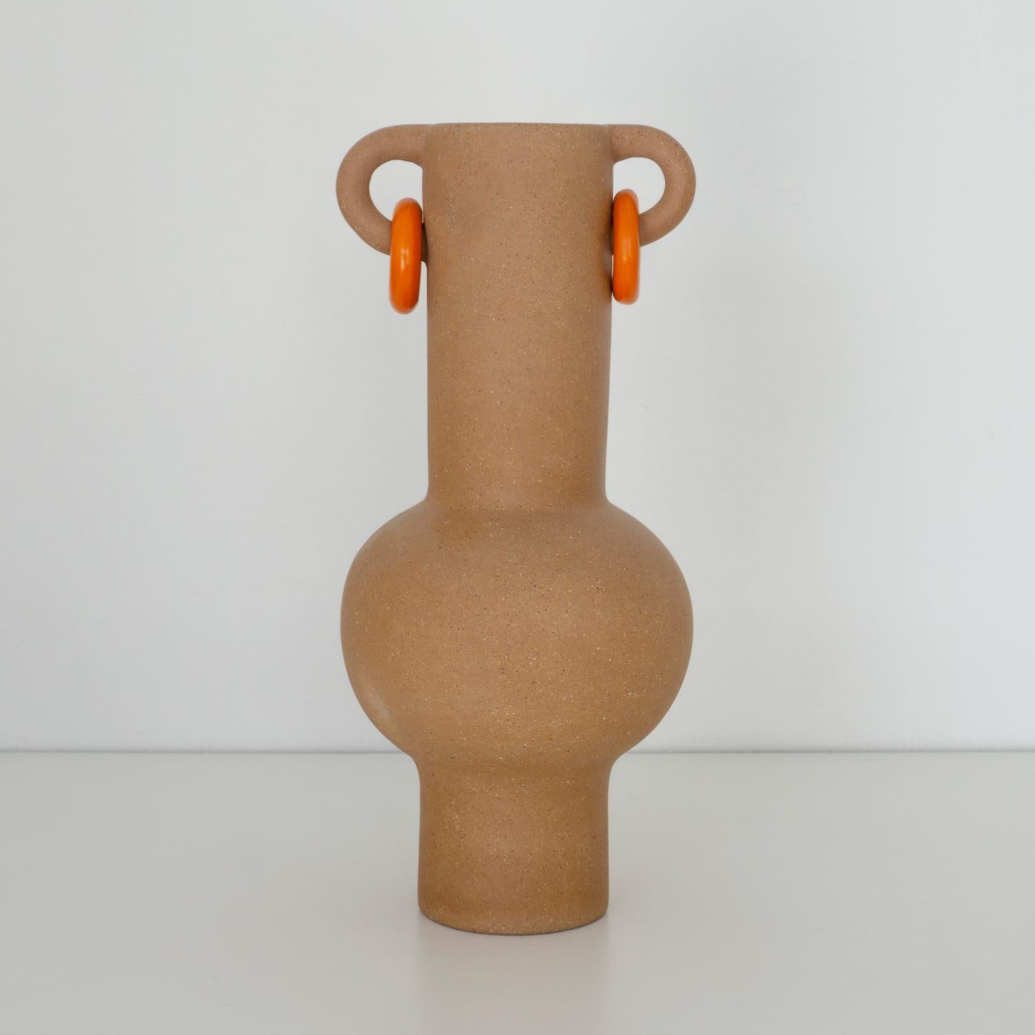 Dekorative Vase aus Ton Lele María de Jesús. Glatte, weiche Tonoberfläche. von Raíz Mx im Zustand „Neu“ im Angebot in Guadalajara, MX