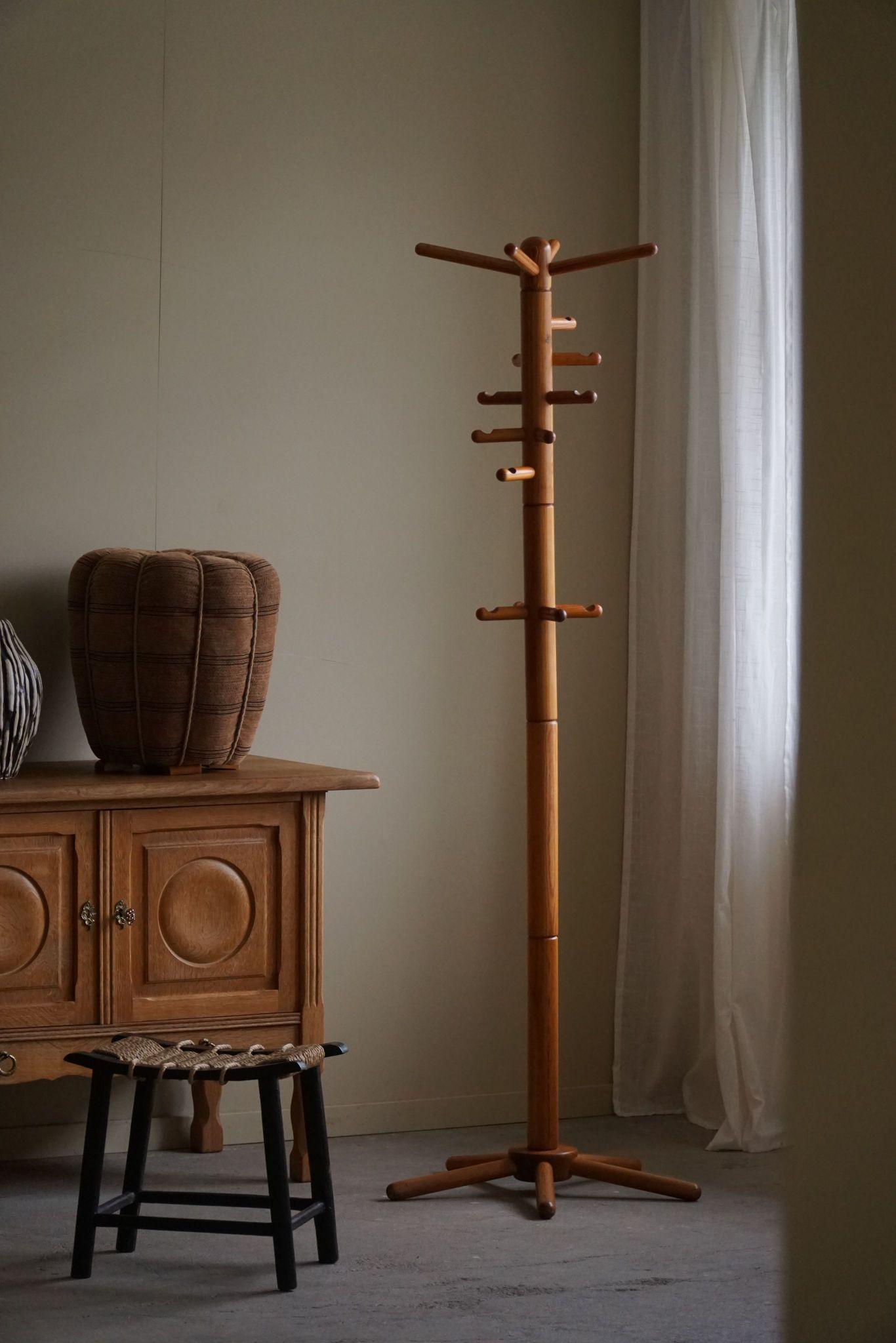 Decorative Coat Stand in Solid Pine, Danish Mid Century Modern, 1970s For Sale 12