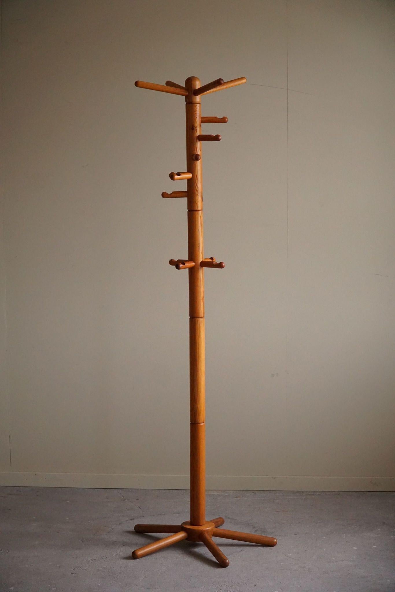 Decorative Coat Stand in Solid Pine, Danish Mid Century Modern, 1970s For Sale 2