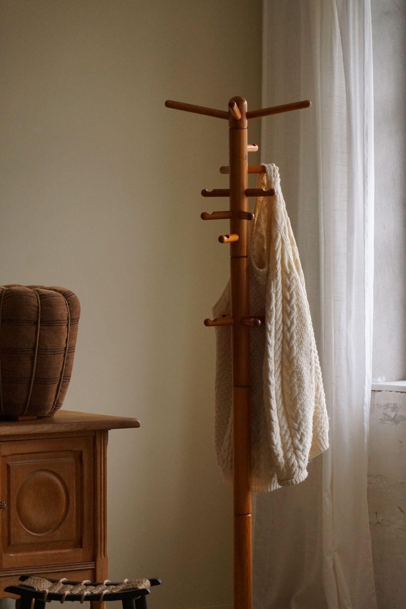 Decorative Coat Stand in Solid Pine, Danish Mid Century Modern, 1970s For Sale 3