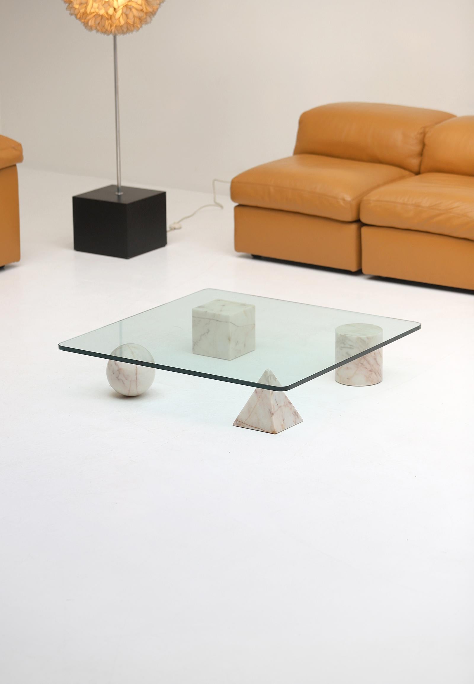 Decorative coffee table by Lella and Massimo Vignelli, designed in the 1970s. With a background in Architecture, Lella and Massimo Vignelli co-founded Vignelli Associates in 1971, New York. Vignelli worked in a wide variety of areas, including