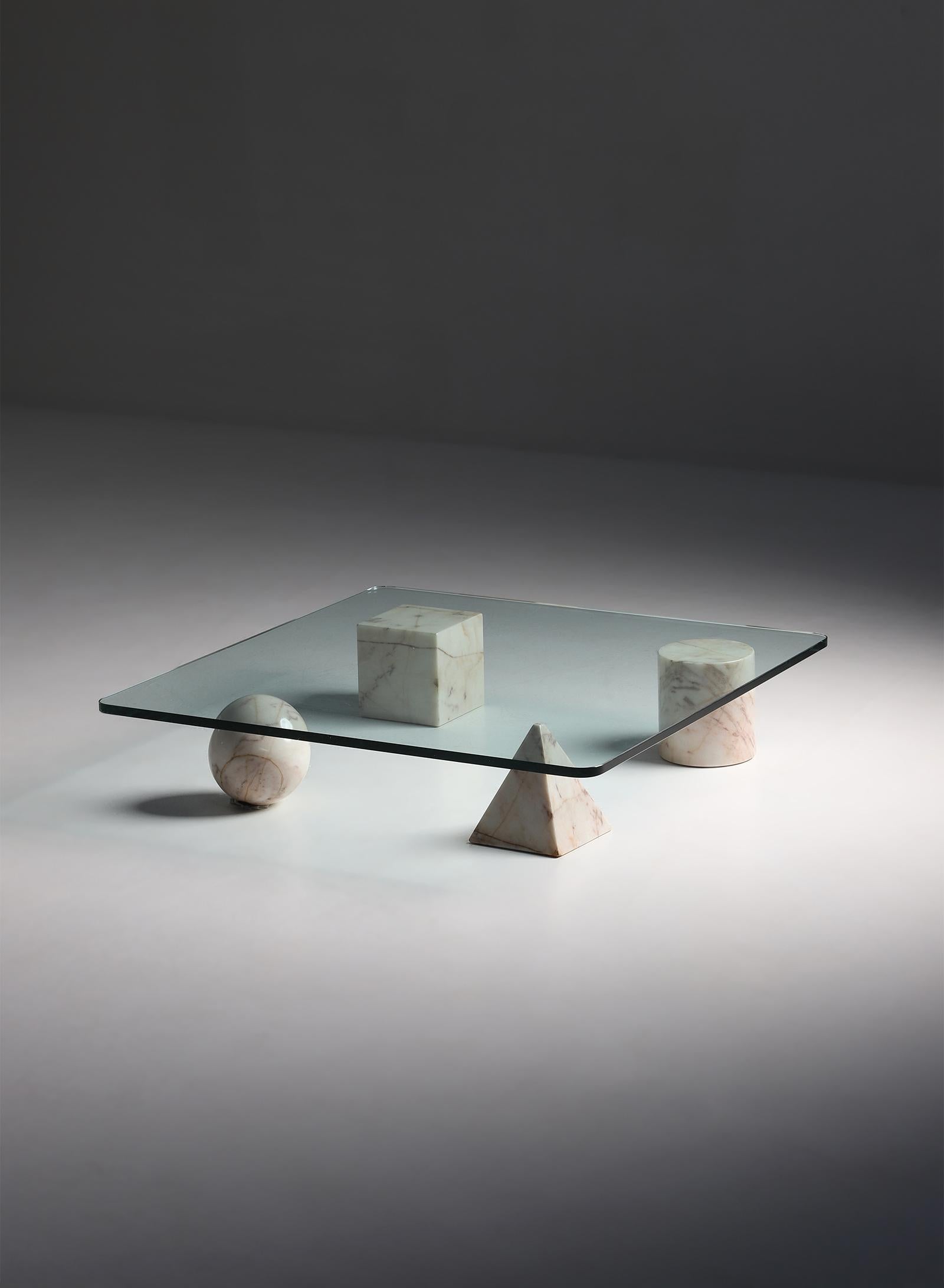 Decorative Coffee Table by Lella and Massimo Vignelli, Designed in the 1970s In Good Condition In Antwerpen, Antwerp