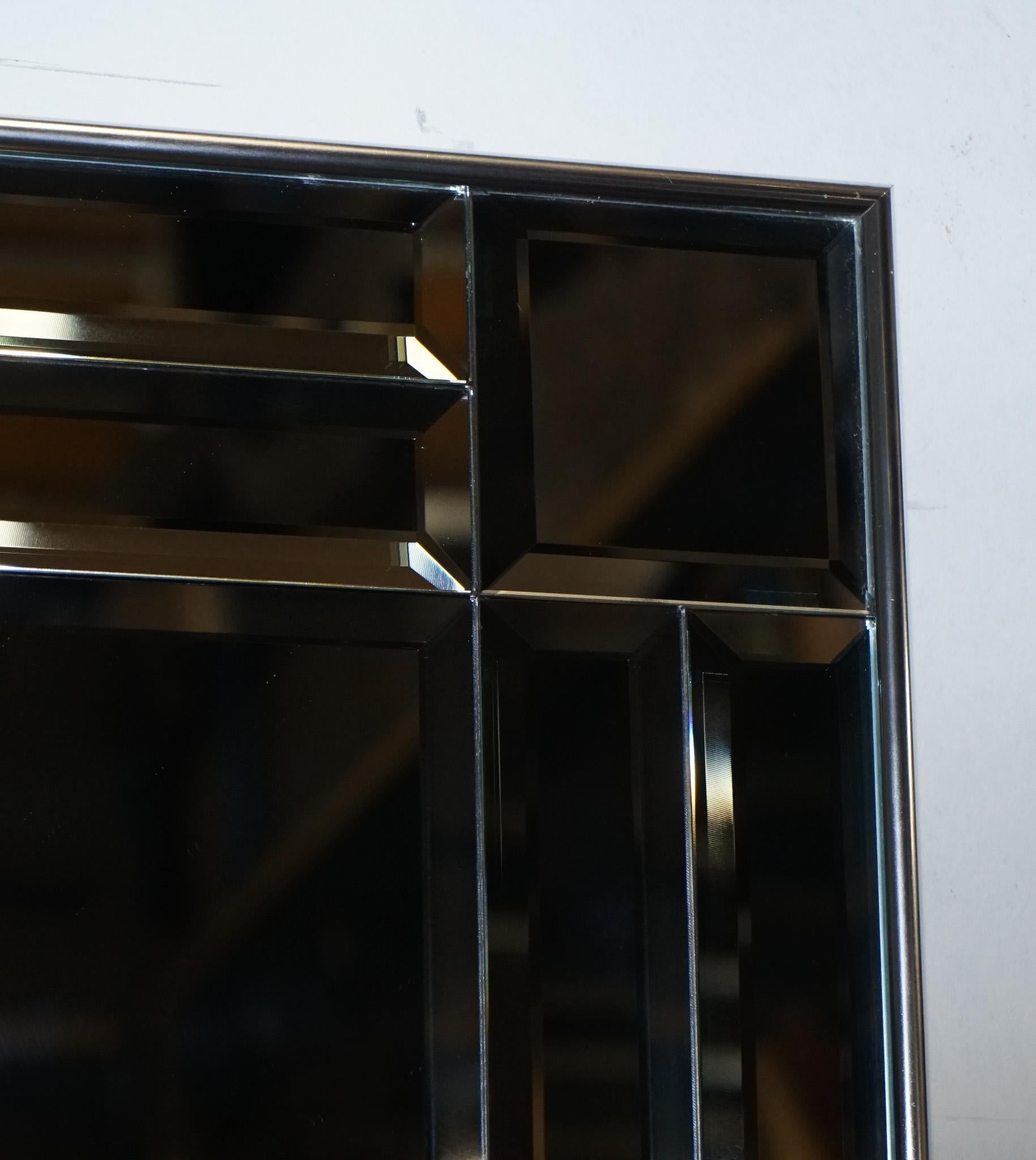 DECORATIVE CONTEMPORARY RECTANGLE WALL MIRROR WiTH BEVELED GLASS GREY FRAME In Good Condition For Sale In Pulborough, GB