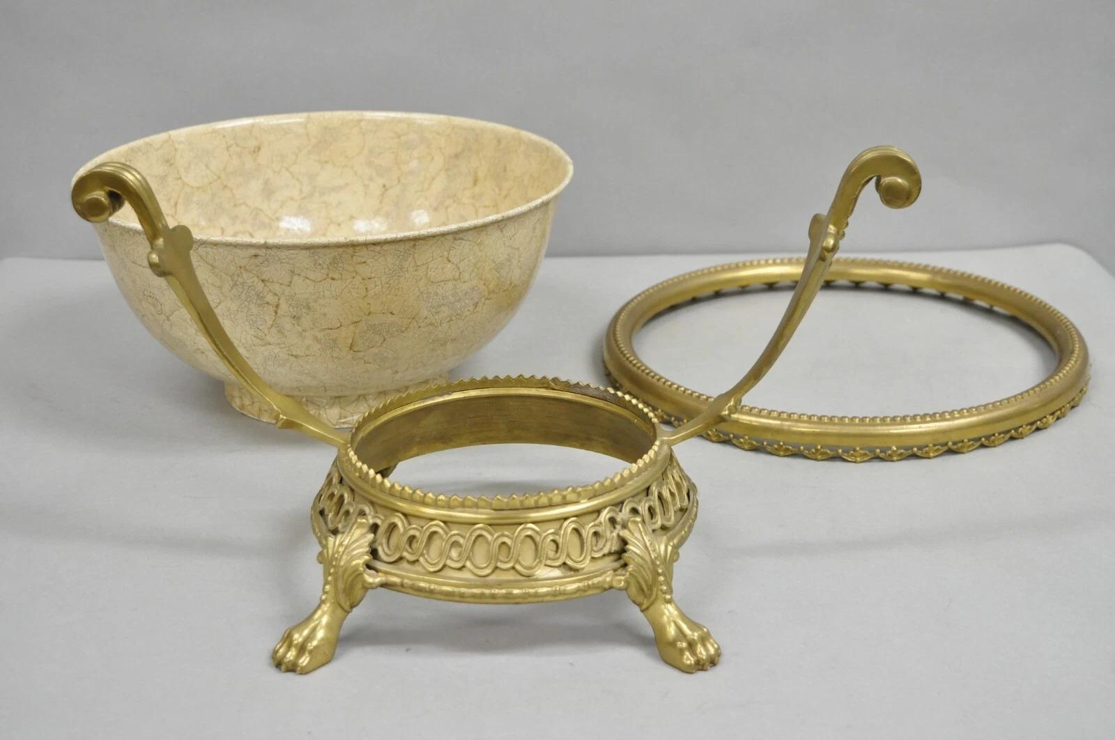 Decorative Crafts Inc. Centre de table en bronze de style victorien français Coupe à fruits en vente 3