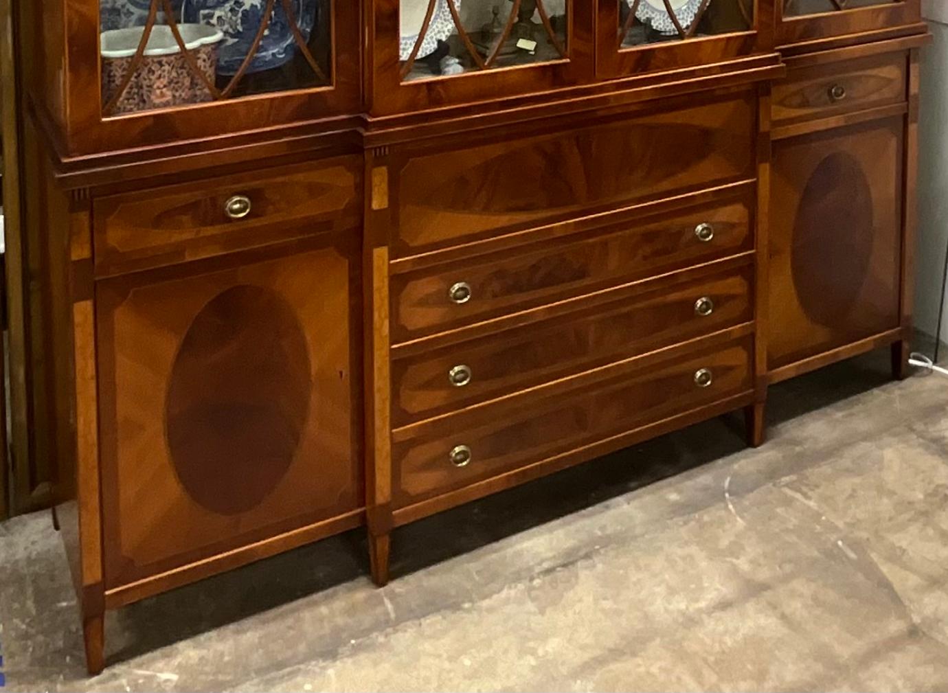 Decorative Crafts Italian Federal Style Inlaid Satinwood Cabinet / Breakfront In Good Condition In Kennesaw, GA