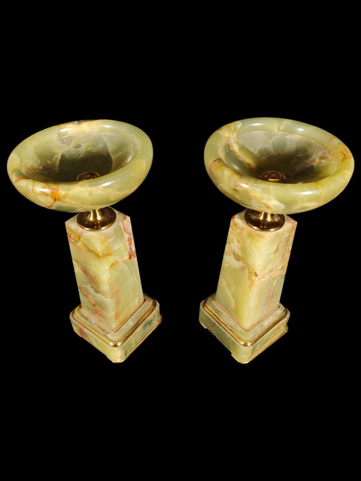 20th Century Decorative Cups in Onyx and Gold Bronze from the Art Deco For Sale