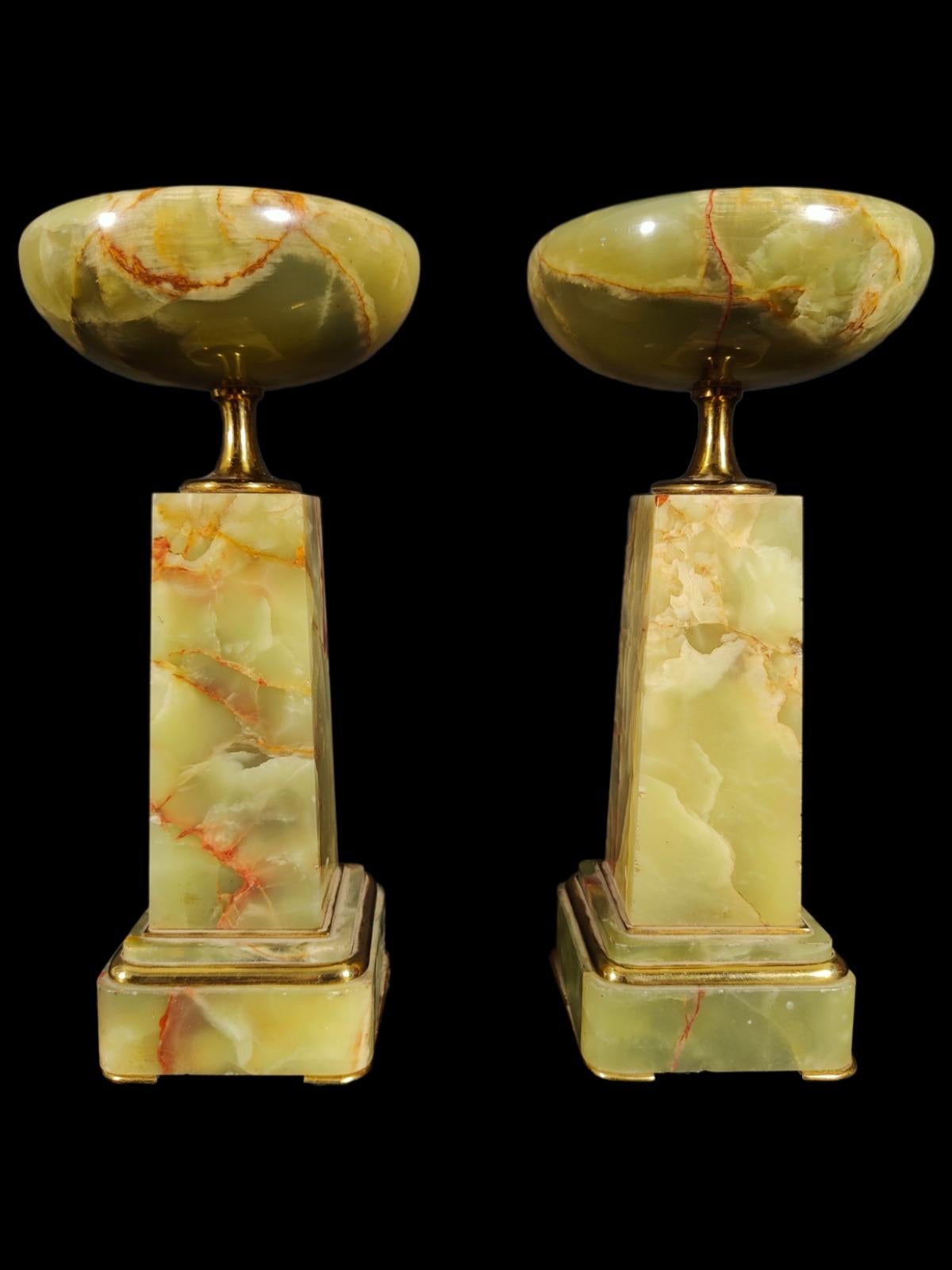 Decorative Cups in Onyx and Gold Bronze from the Art Deco For Sale 3