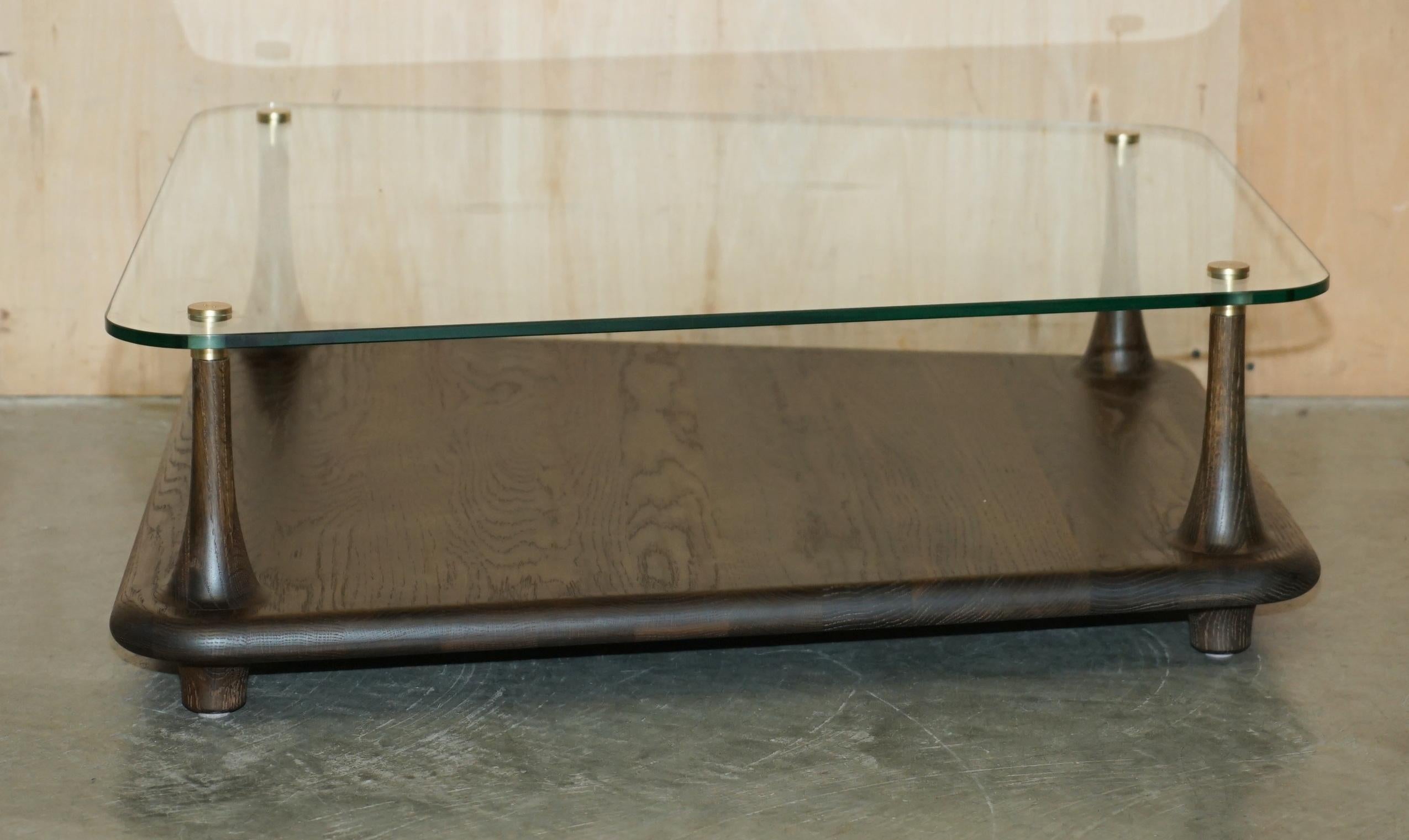 DECORATiVE DESIGNER GLASS & SEARED OAK TWO TIER COFFEE TABLE LOVELY PATINA For Sale 11