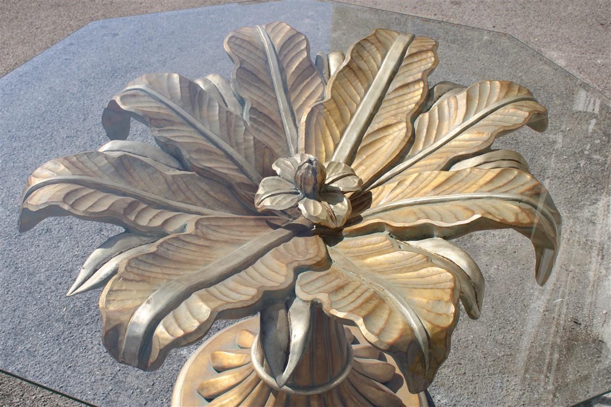 Decorative Dining Table Lotus Flower in Carved Wood and Golden Italy 1970 Glass  In Good Condition For Sale In Palermo, Sicily