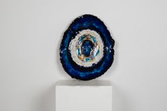 Dekorative Schale aus polychromer Keramik in unregelmäßiger Form