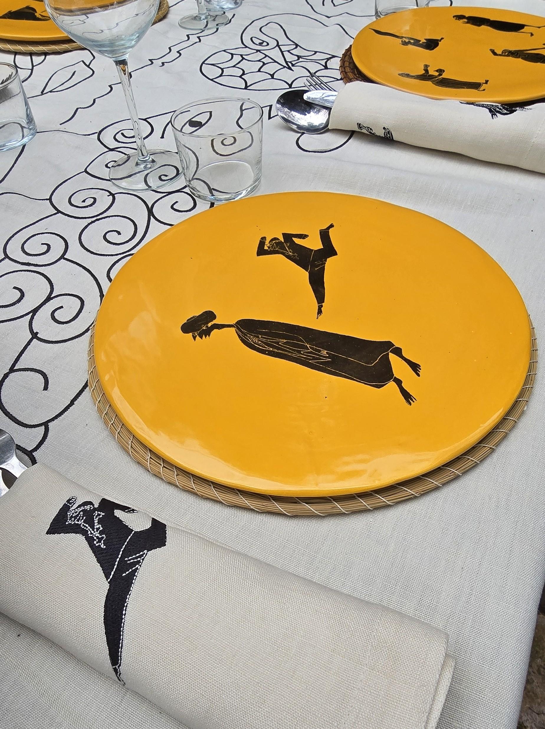 Tunisien Plats décoratifs HARBA en vente