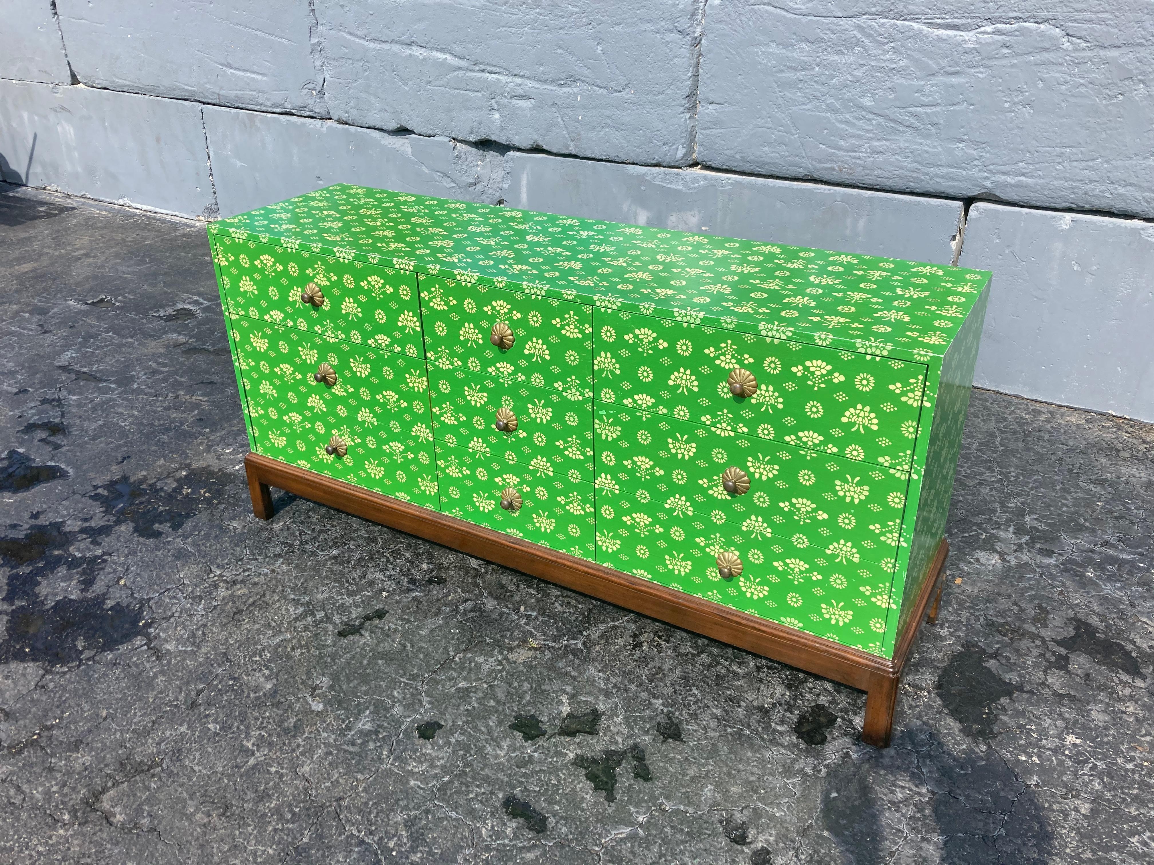 Decorative Dresser, Hand Painted, Brass, Cabinet, Hollywood Regency, Green In Good Condition For Sale In Miami, FL