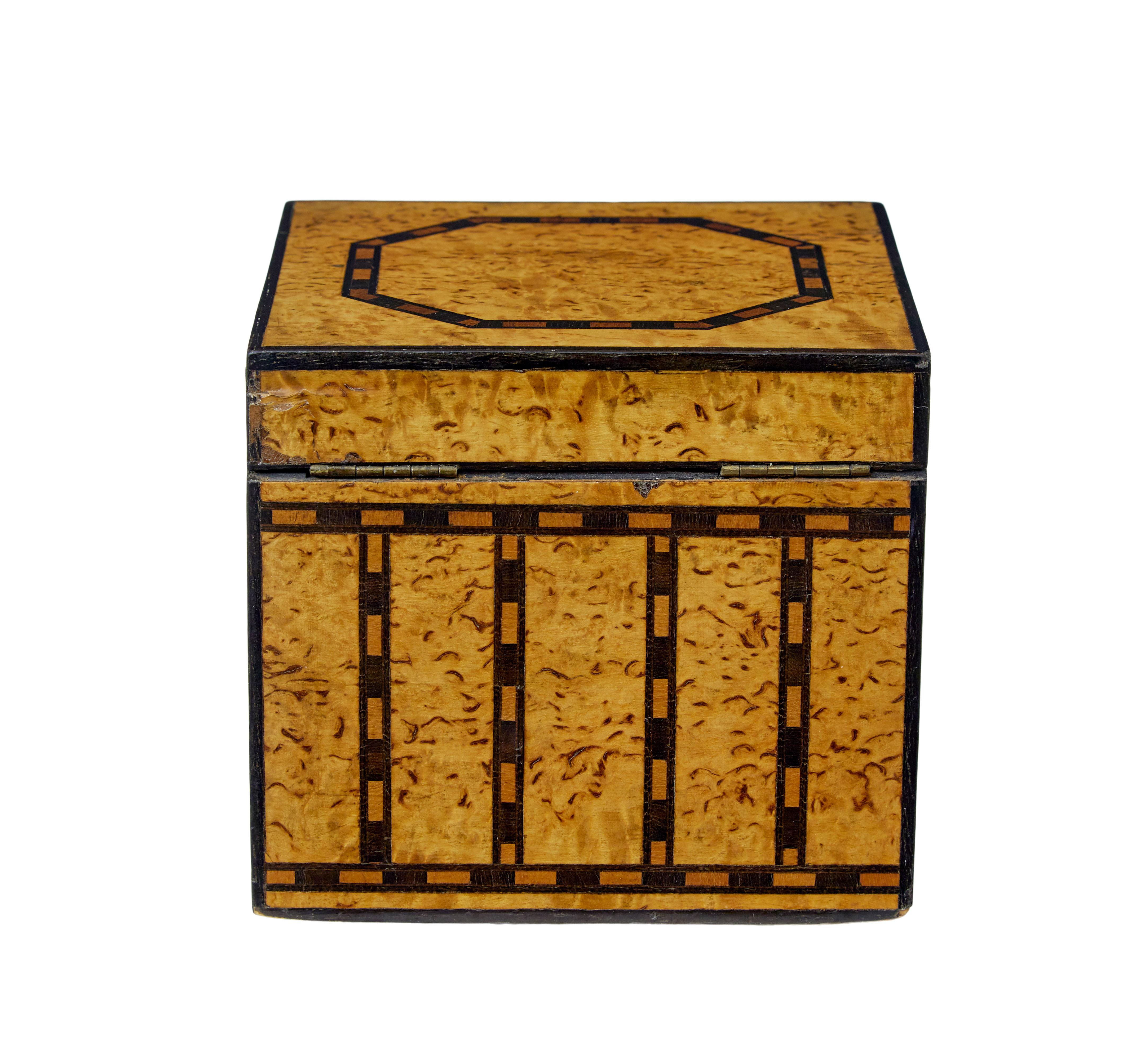 Decorative early 20th century burr birch inlaid box In Good Condition For Sale In Debenham, Suffolk