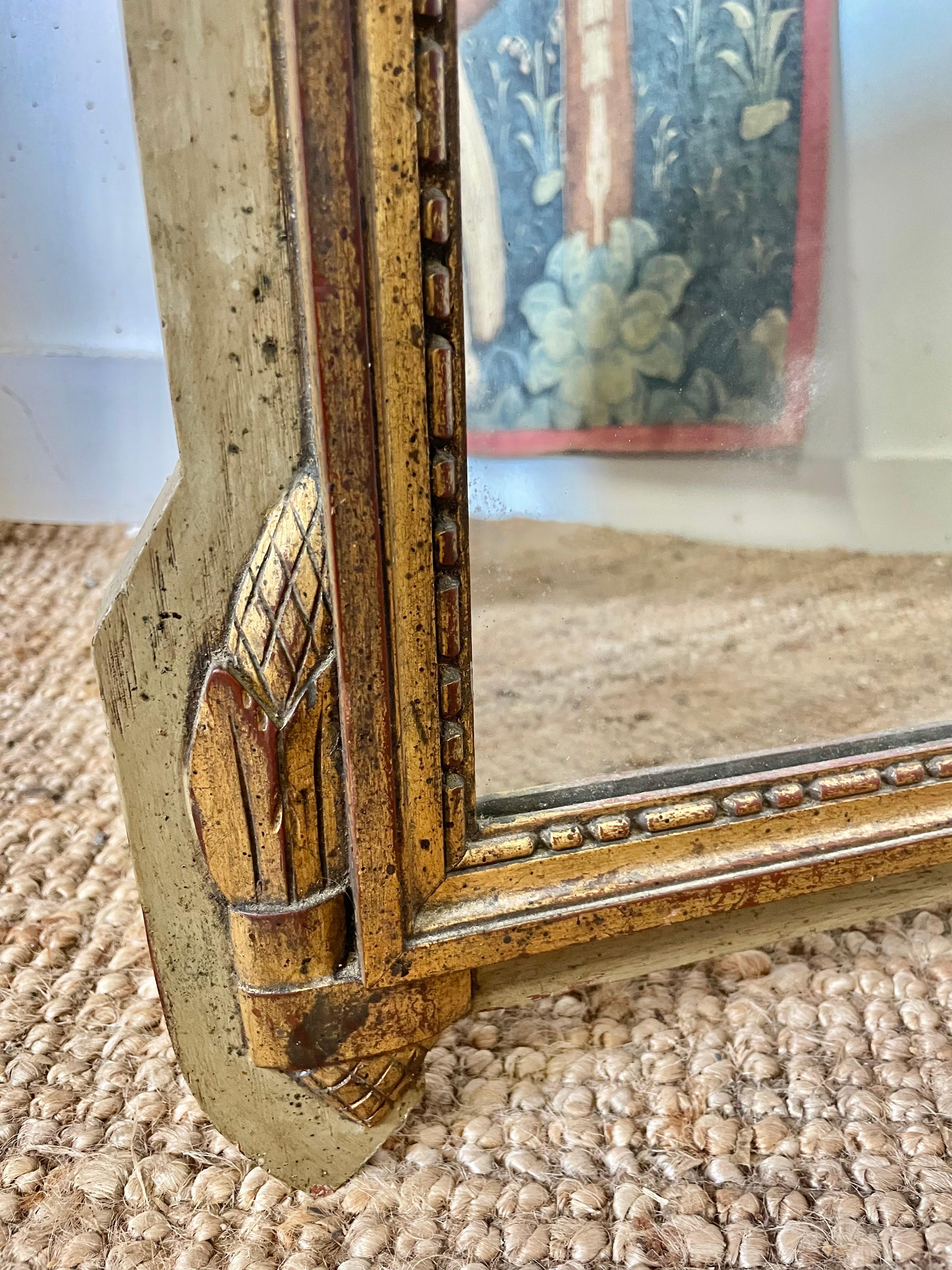 Decorative early 20th century Louis XVI style mirror For Sale 1