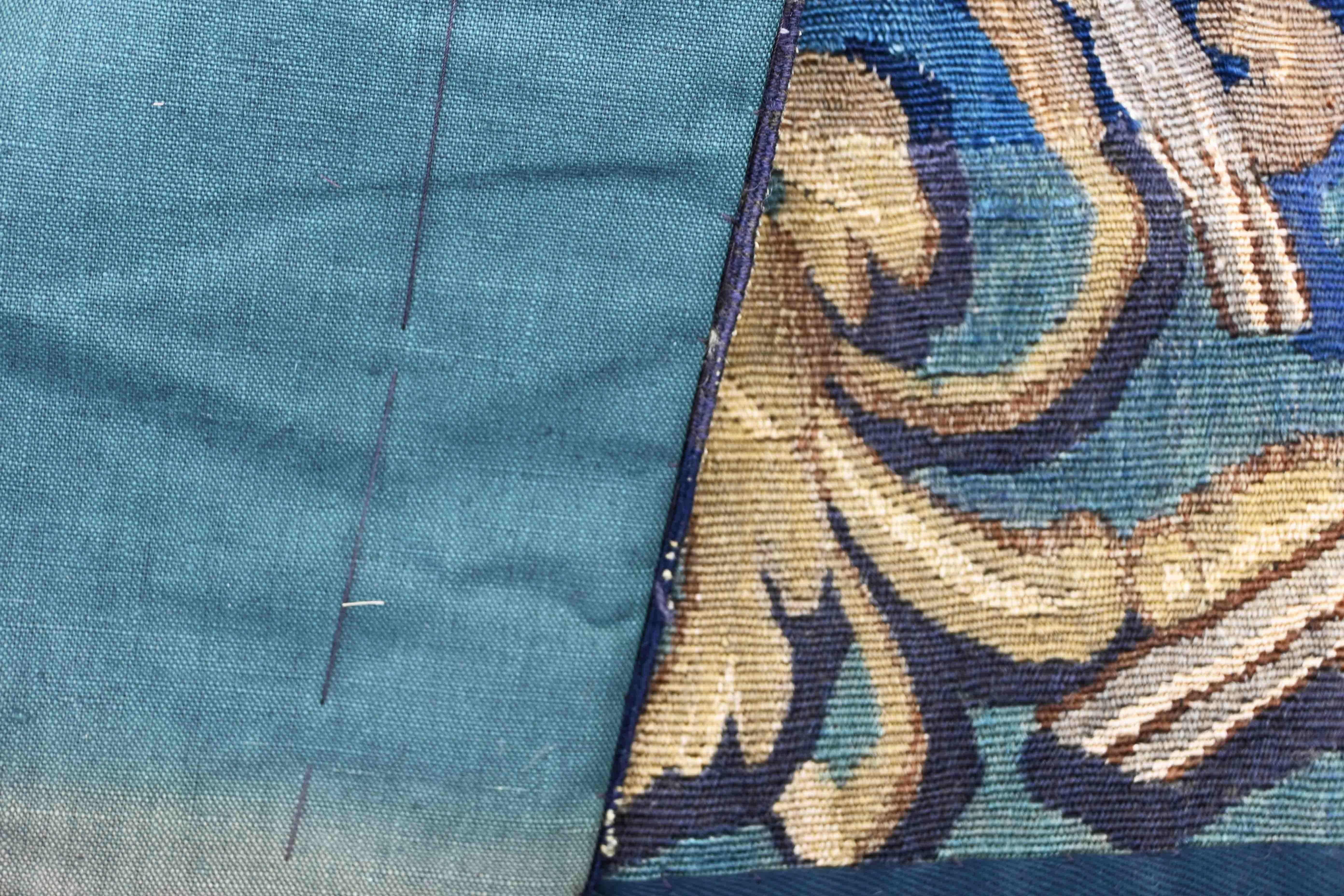 Decorative Element, Fragment Of Brussels Tapestry 17th Century - No. 1450 In Excellent Condition For Sale In Paris, FR