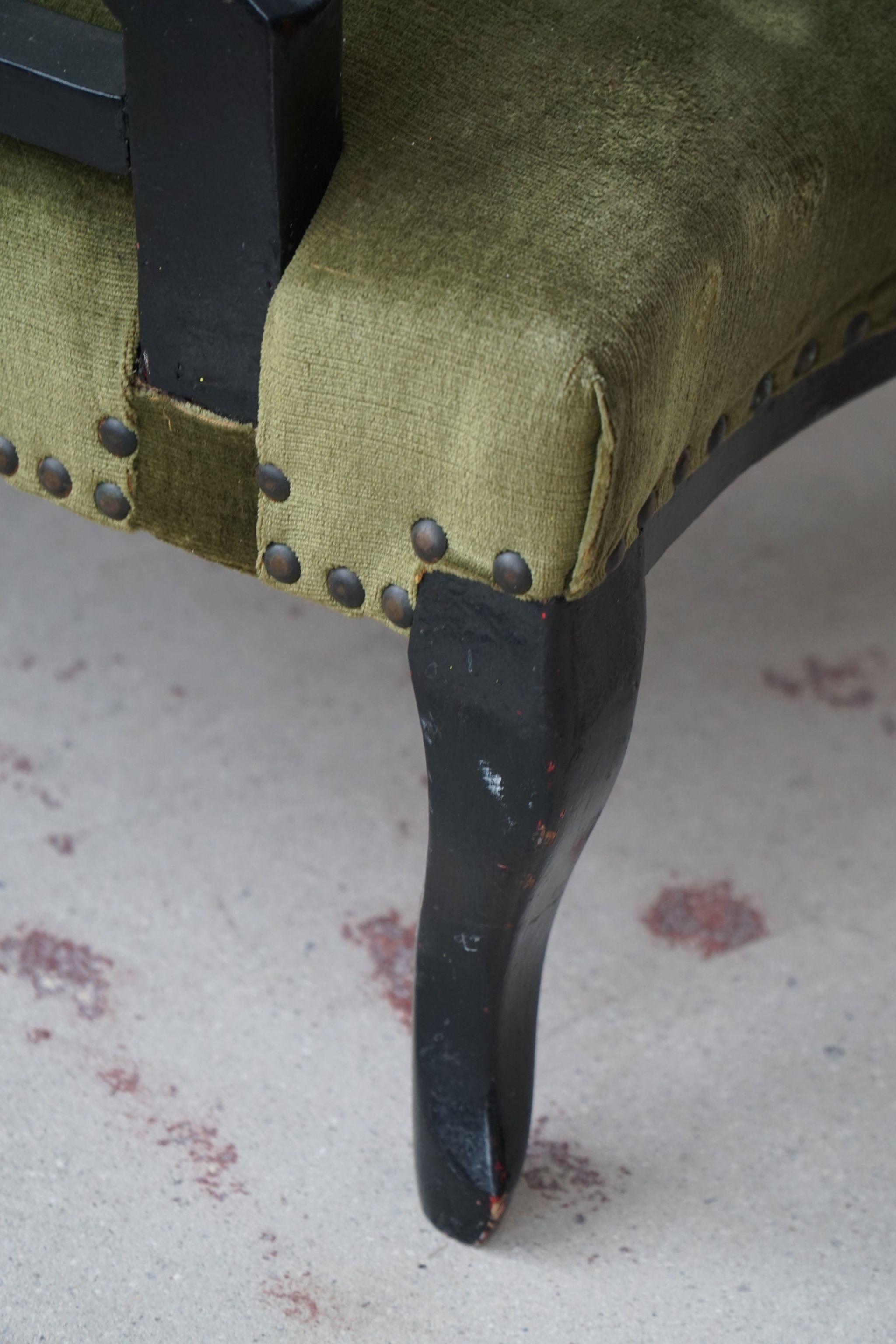 Decorative English Victorian Chair, Velvet & Wood, Late 19th Century  For Sale 4
