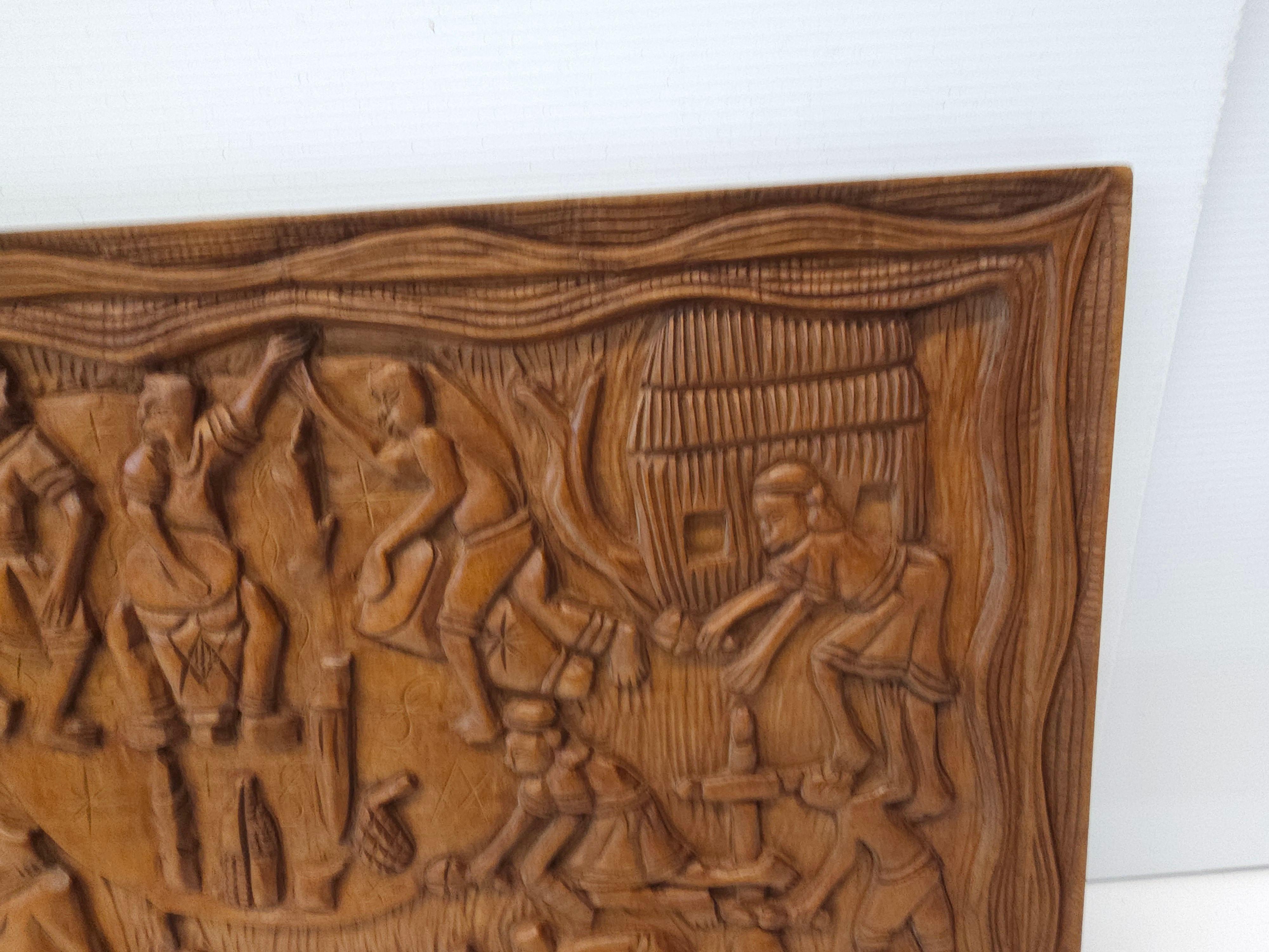 Decorative Fine Carved Wood Wall Panel In Excellent Condition For Sale In Germantown, MD