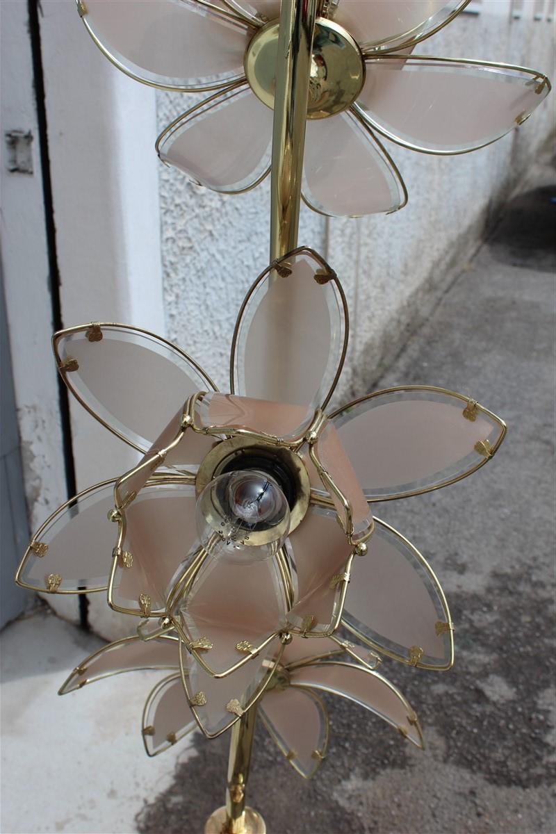 Lampadaire décoratif italien motif fleur de lotus en métal doré et cristal, 1970 9