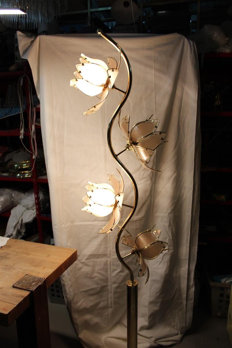 Mid-Century Modern Decorative Floor Lamp Lotus Flower Italian Design Gold Metal Crystal, 1970s