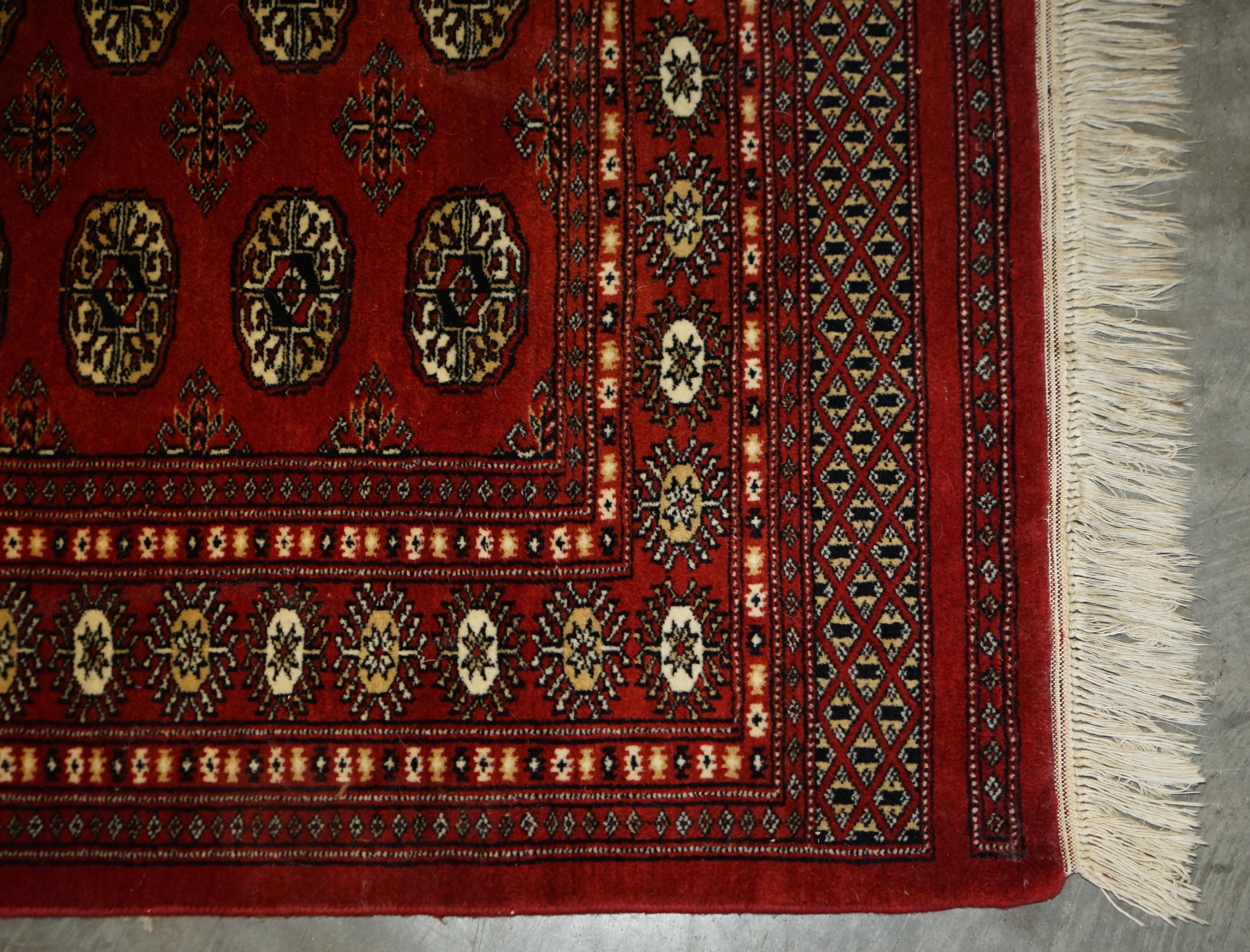 Dekorativer geblümter Teppich in Medium-Größe 96,5cm x 188cm, handgeknüpft im Angebot 5