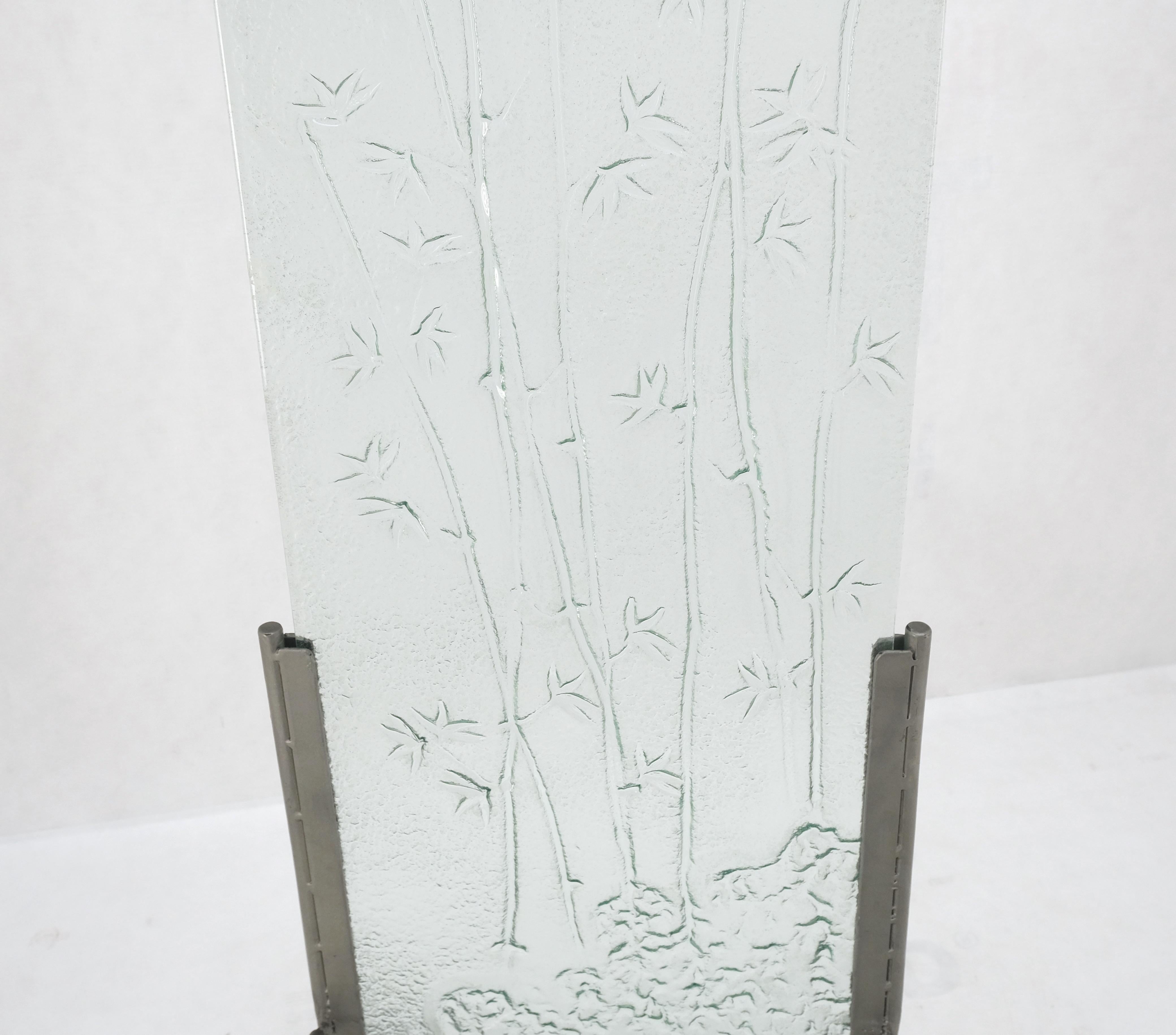 Decorative Floral Scene Theme Molded Glass Panel w/ Wrought Iron Stand Base MINT For Sale 4