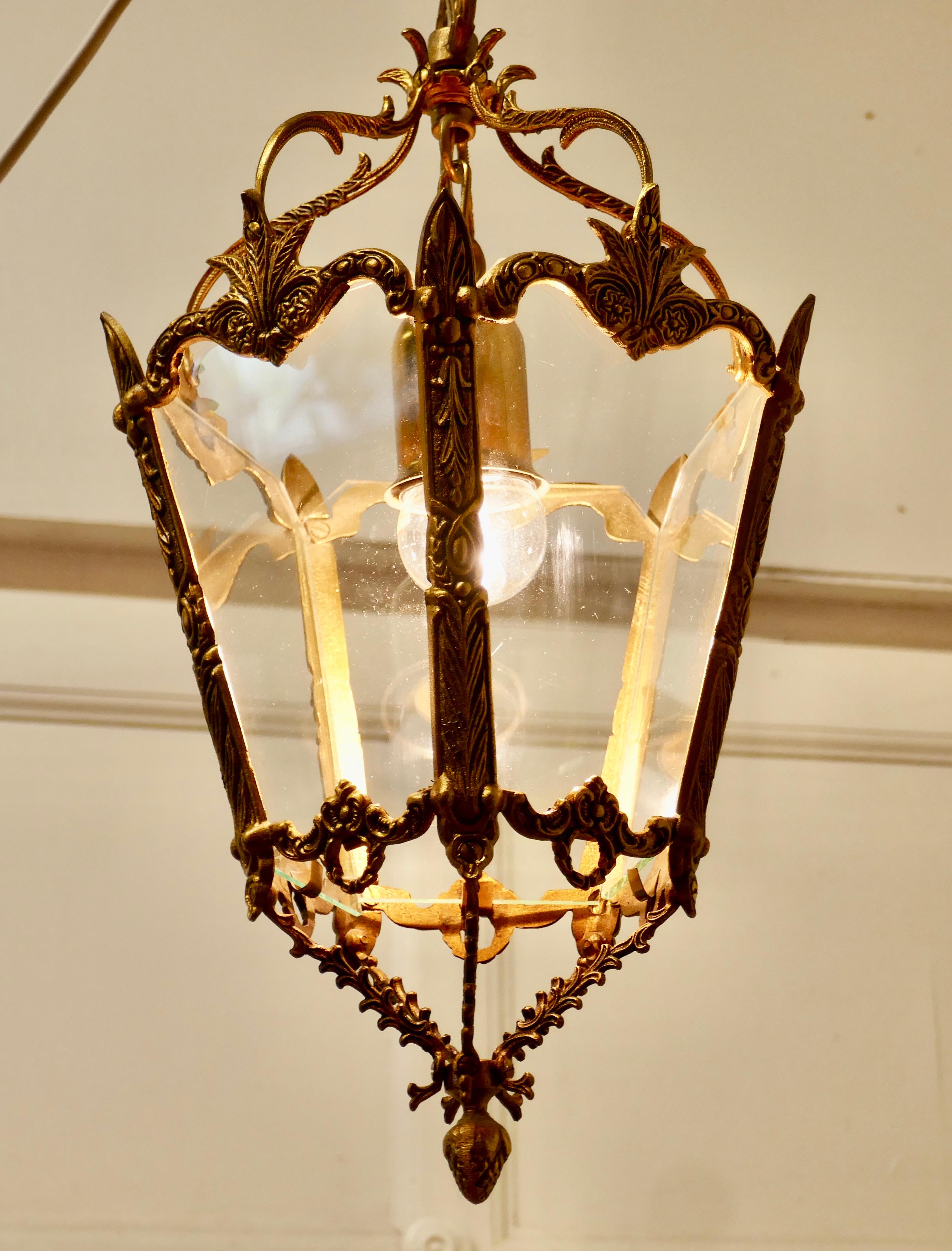 Decorative French Gilt Brass Lantern Pendant Light In Good Condition In Chillerton, Isle of Wight