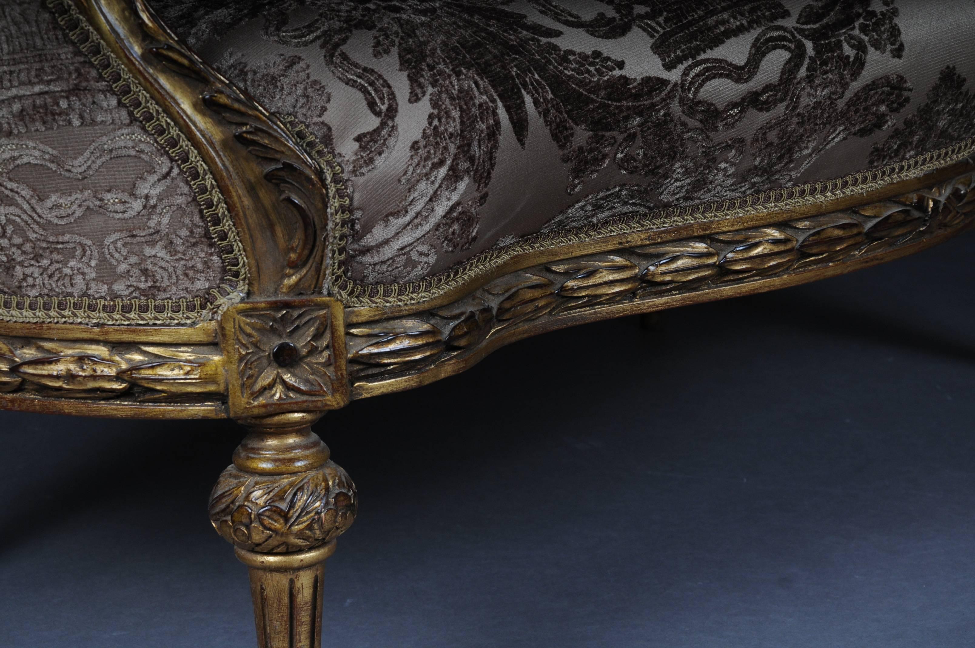 Decorative French Sofa, Canapé in Louis XVI Seize For Sale 4